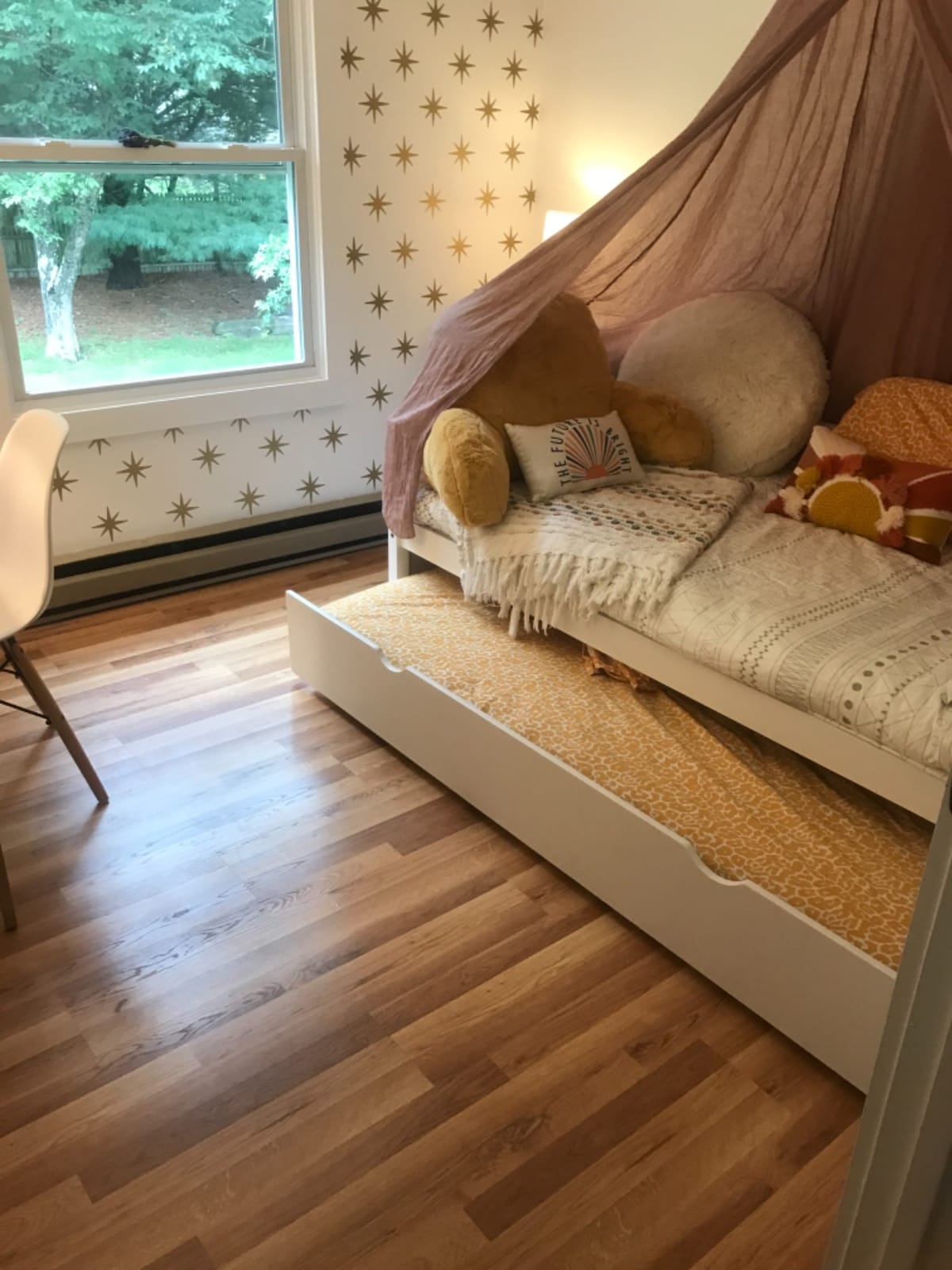 Merax Twin Size Daybed with Trundle, Solid Wood Captains Bed Sofa Bed Frame, White customer photo 1