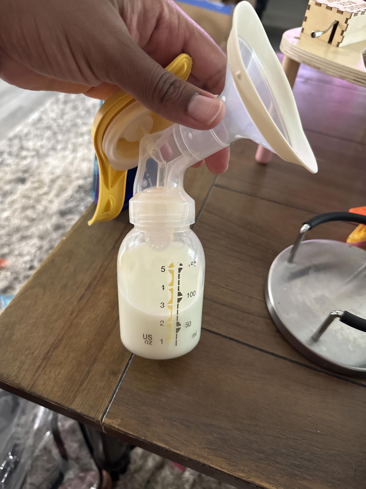 Medela Harmony Manual Breast Pump, On-the-Go, More Milk Output | Soft-Rim Comfort Shield, 2-Phase Expression, Lightweight & Portable, 5 oz, BPA-Free, Hand Pump customer photo 1