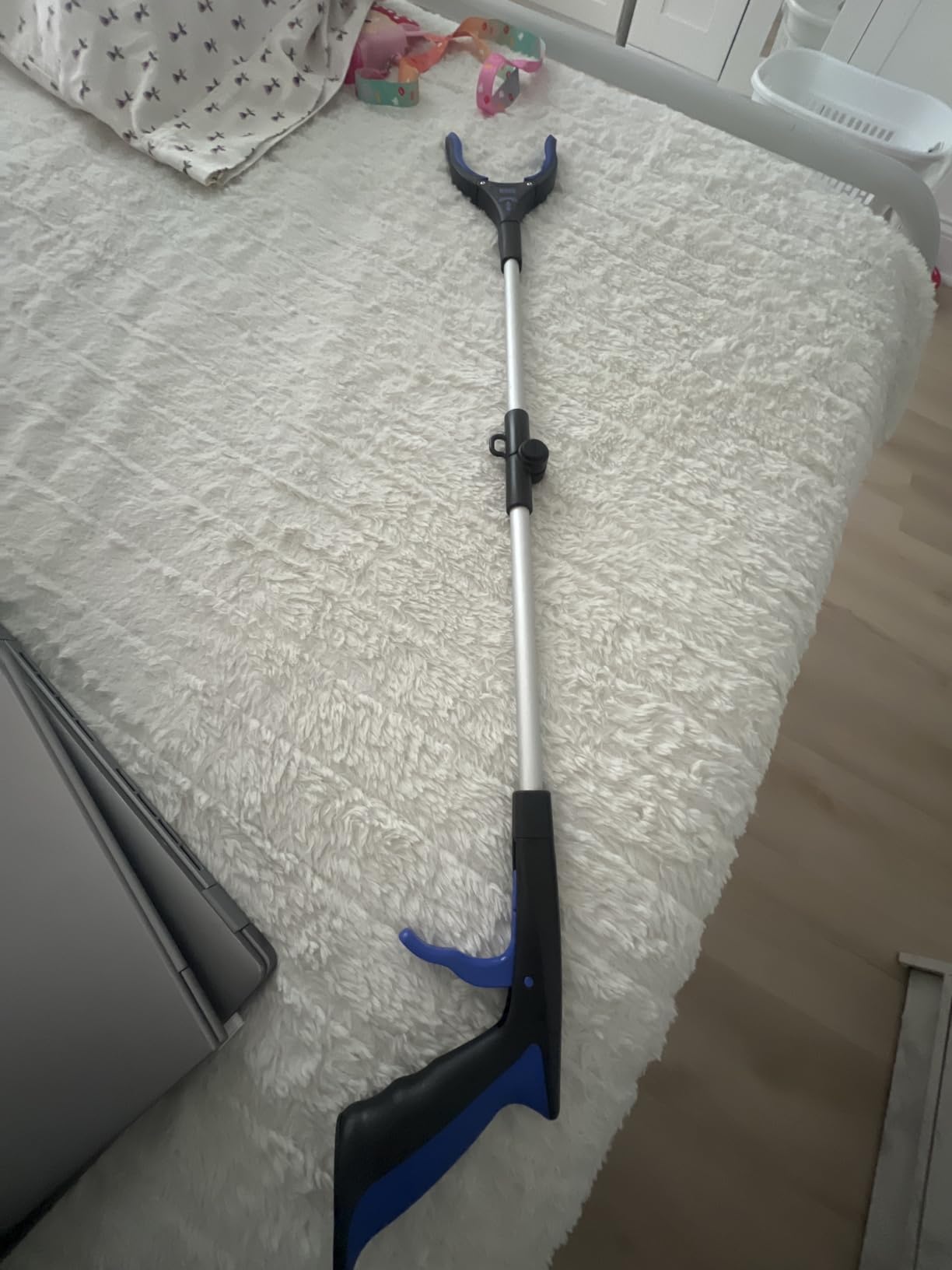 RMS 34 Inch Extra Long Reacher Grabber - Foldable with Rotating Jaw (Blue) customer photo 1