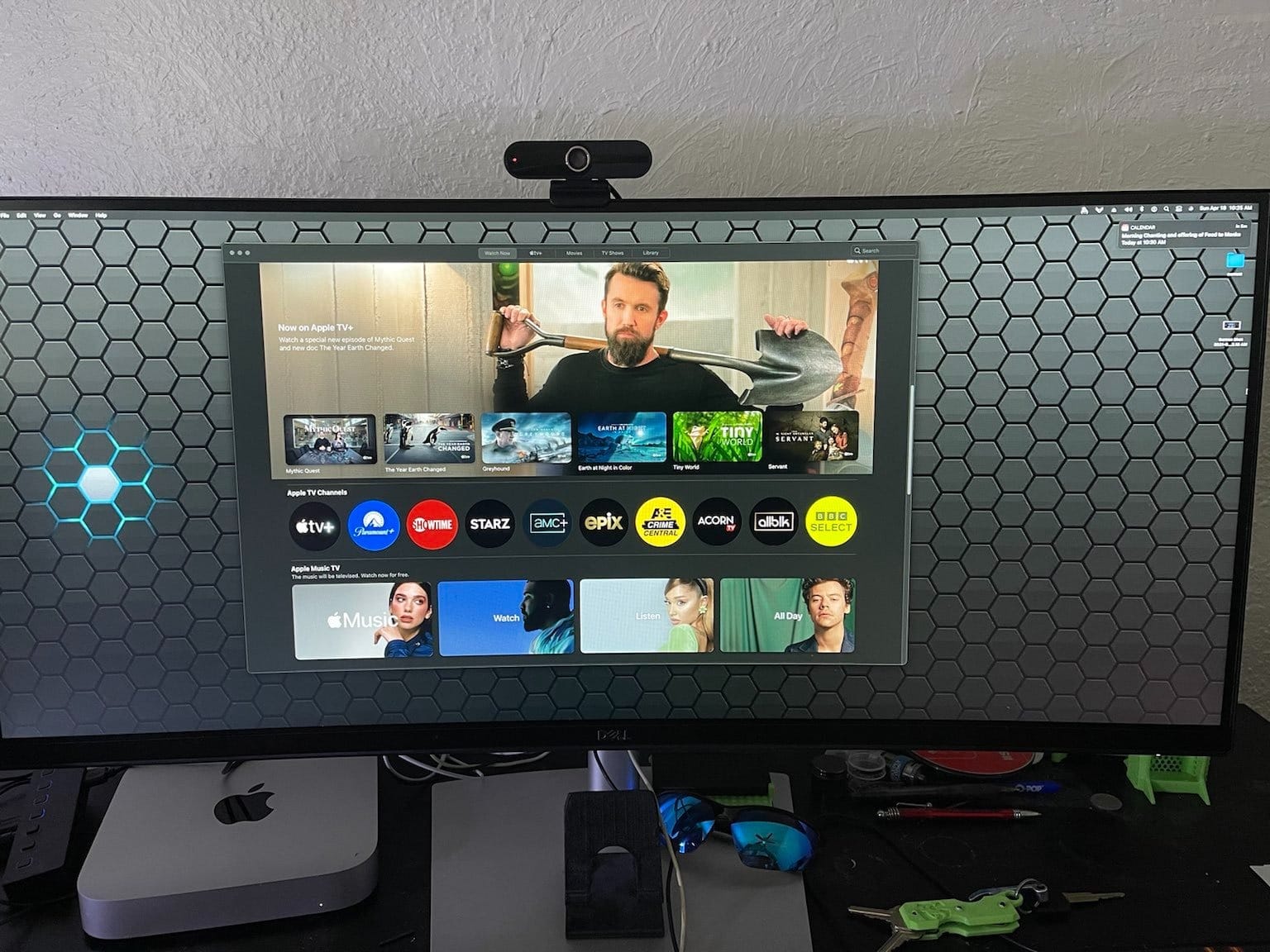 Dell 34 Inch Ultrawide, WQHD (Wide Quad High Definition), Curved USB-C Monitor (P3421W), 3440 x 1440 at 60Hz, 3800R Curvature, 1.07 Billion Colors, Adjustable, Black customer photo 1