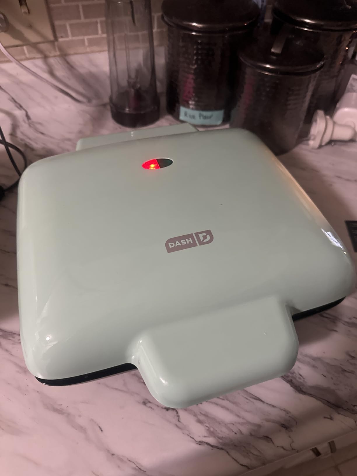 Dash Multi Mini Waffle Maker, Makes 4 Waffles at Once, Graphite customer photo 2