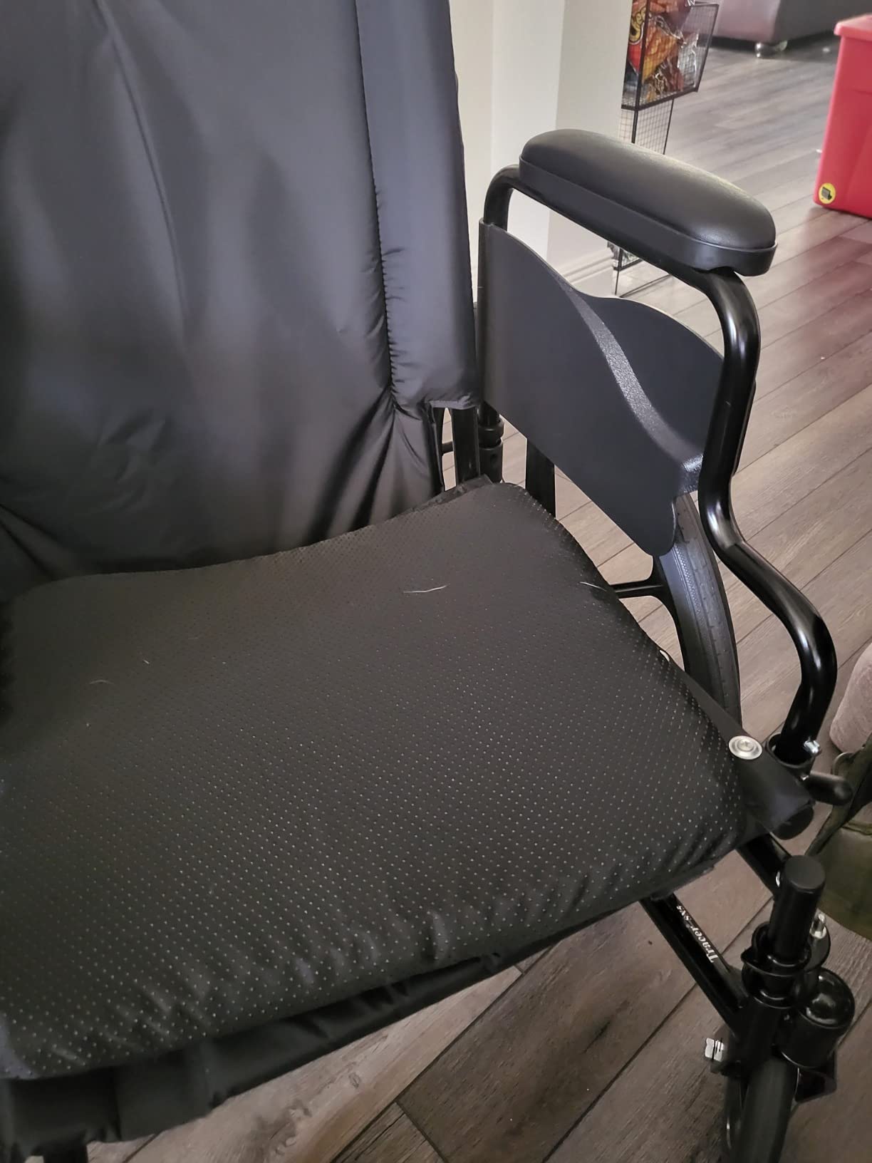 Gel Seat Cushion for Long Sitting, Pressure Relief for Tailbone and Back | Double-thick cooling honeycomb gel eases tailbone and back pressure. Two washable covers, non-slip base. customer photo 2