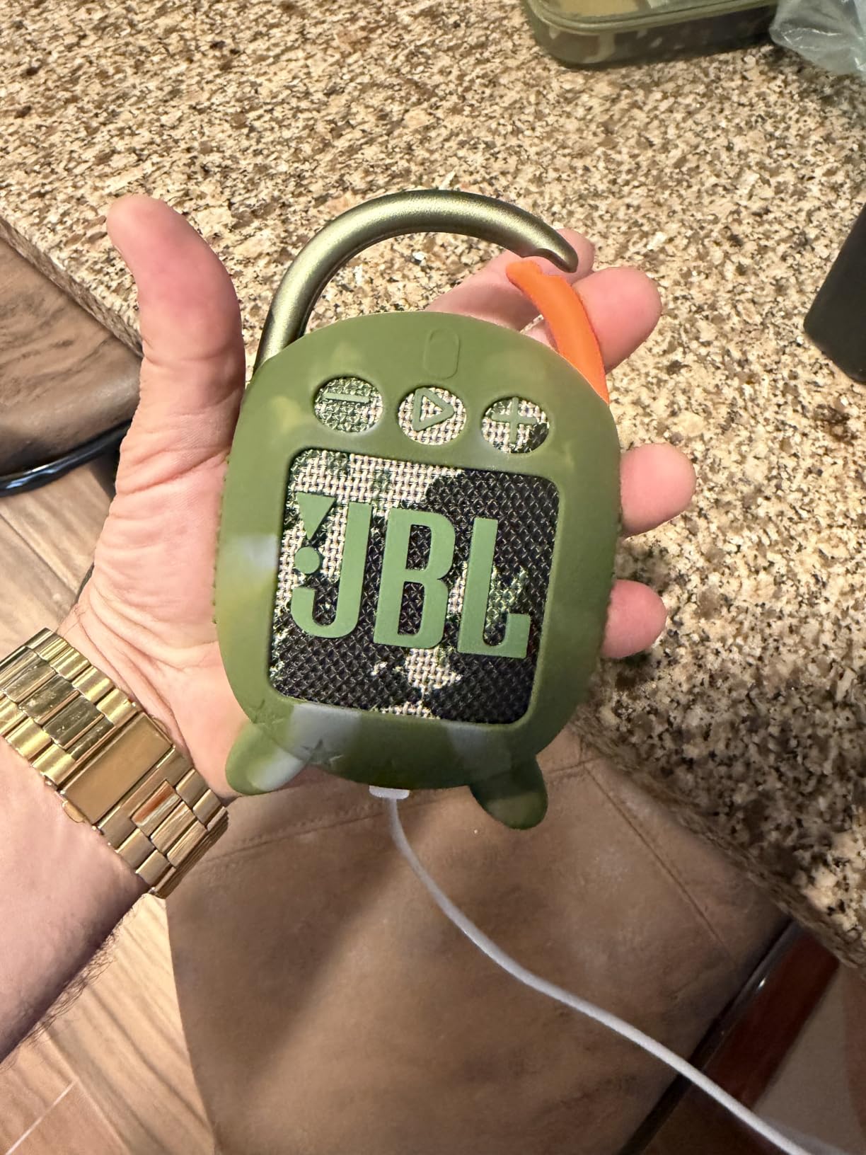 JBL Clip 4 - Portable Bluetooth 5.1 Speaker - Up to 10 Hours of Play - Waterproof & Dust Resistant customer photo 1