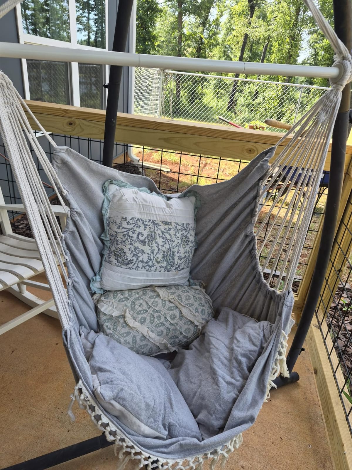 Chihee Hammock Chair Max 500 Lbs 2 Cushions Spreader Bar Strap Carabiner | Collapsible Metal Rod with Anti-Slip Grooves Portable Hanging Swing Side Pocket Macrame Bohemian Chair Indoor Outdoor Garden customer photo 2