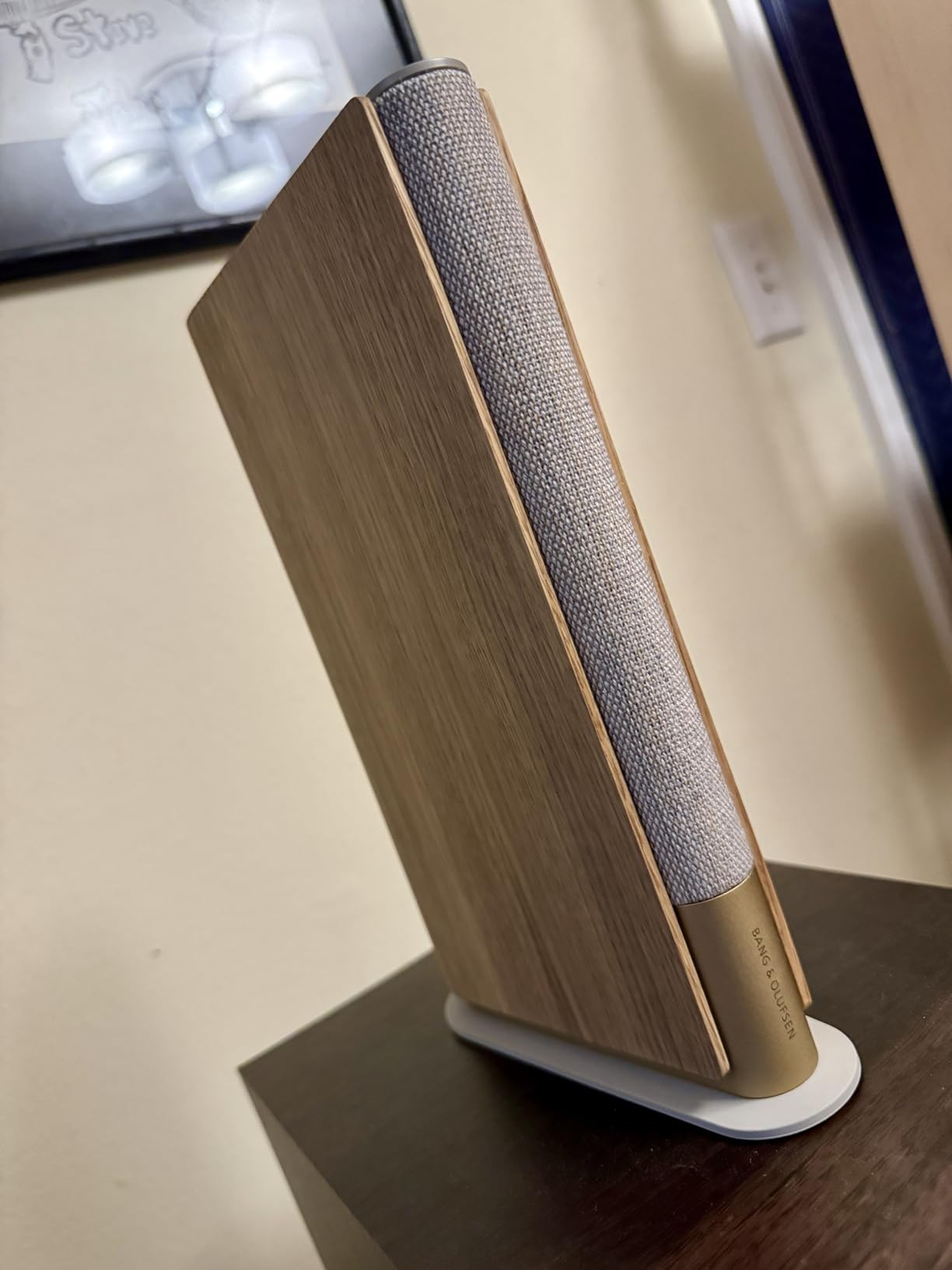 Bang & Olufsen Beosound Emerge Wi-Fi Multiroom Speaker - Gold Tone | WiFi Bluetooth, Ultra-Wide Sound, Slim Design Home Speaker customer photo 1