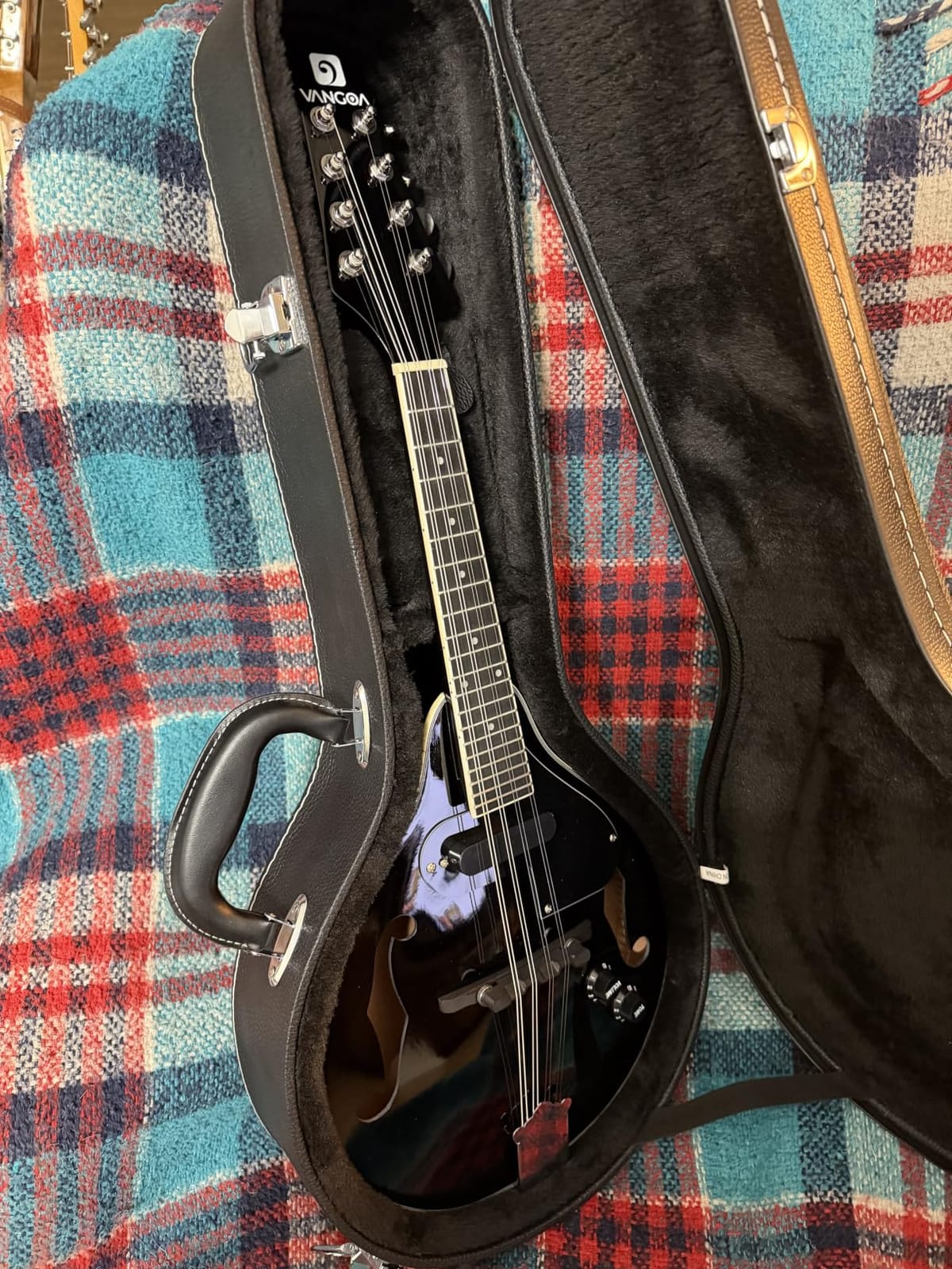 Vangoa Mandolin Instrument Mahogany Acoustic Electric A Style Mandolin Musical Instrument for Beginner Adults Teens Kids, Black customer photo 2