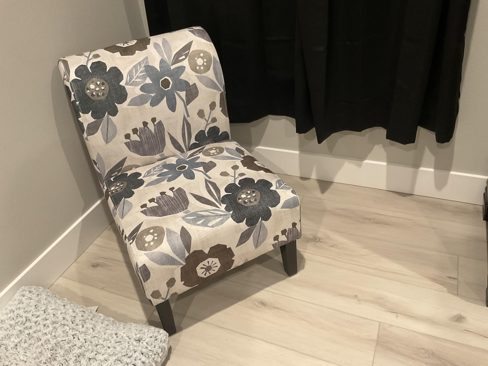 Signature Design by Ashley Armless Accent Chair, Ivory & Blue Floral | Compact profile for small spaces, 100% polyester upholstery, Sturdy black-finished wood legs, Triptis Series customer photo 1