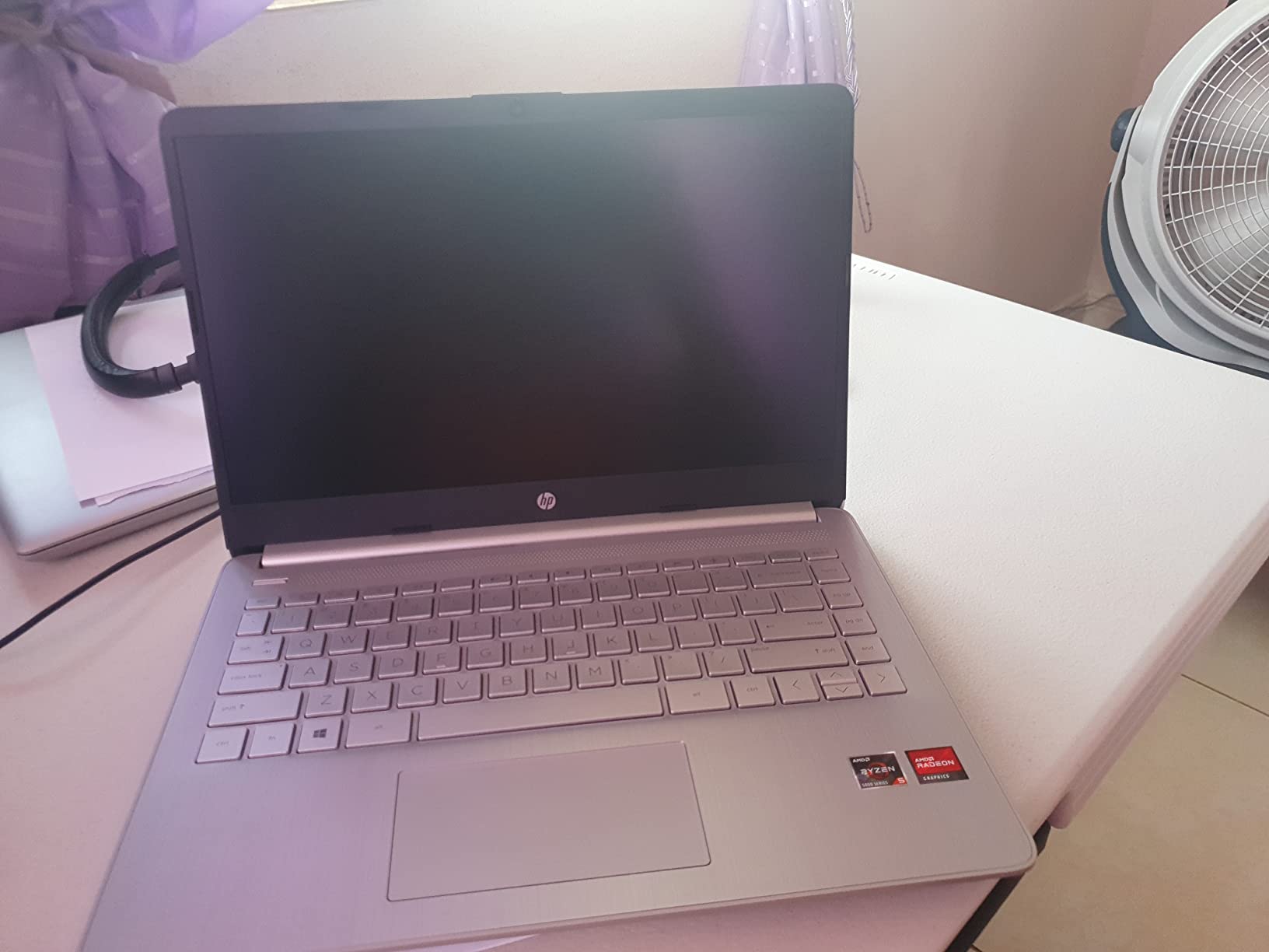 HP 14 Laptop, AMD Ryzen 5 5500U, 8 GB RAM, 256 GB SSD Storage, 14-inch Full HD Display, Windows 11 Home, Thin & Portable, Micro-Edge & Anti-Glare Screen, Long Battery Life (14-fq1025nr, 2021) customer photo 2