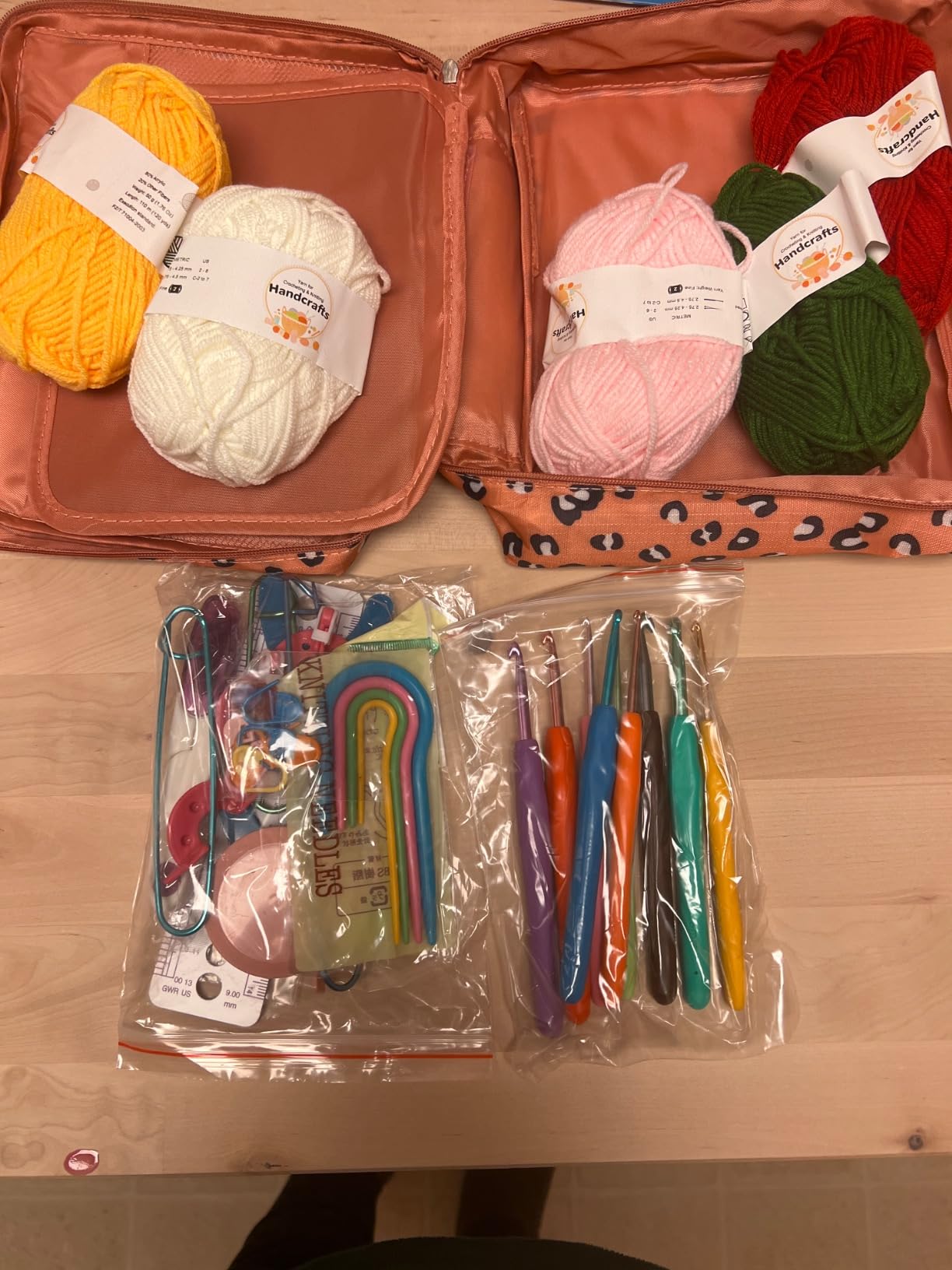 Coopay Crochet Kit for Beginners Adults Kids w/Step-by-Step Instructions | Complete Beginner Crochet Kit with Ergonomic Crochet Hooks Set, Upgrade Yarn and Portable Storage Case-2026 Ideal Gift customer photo 1