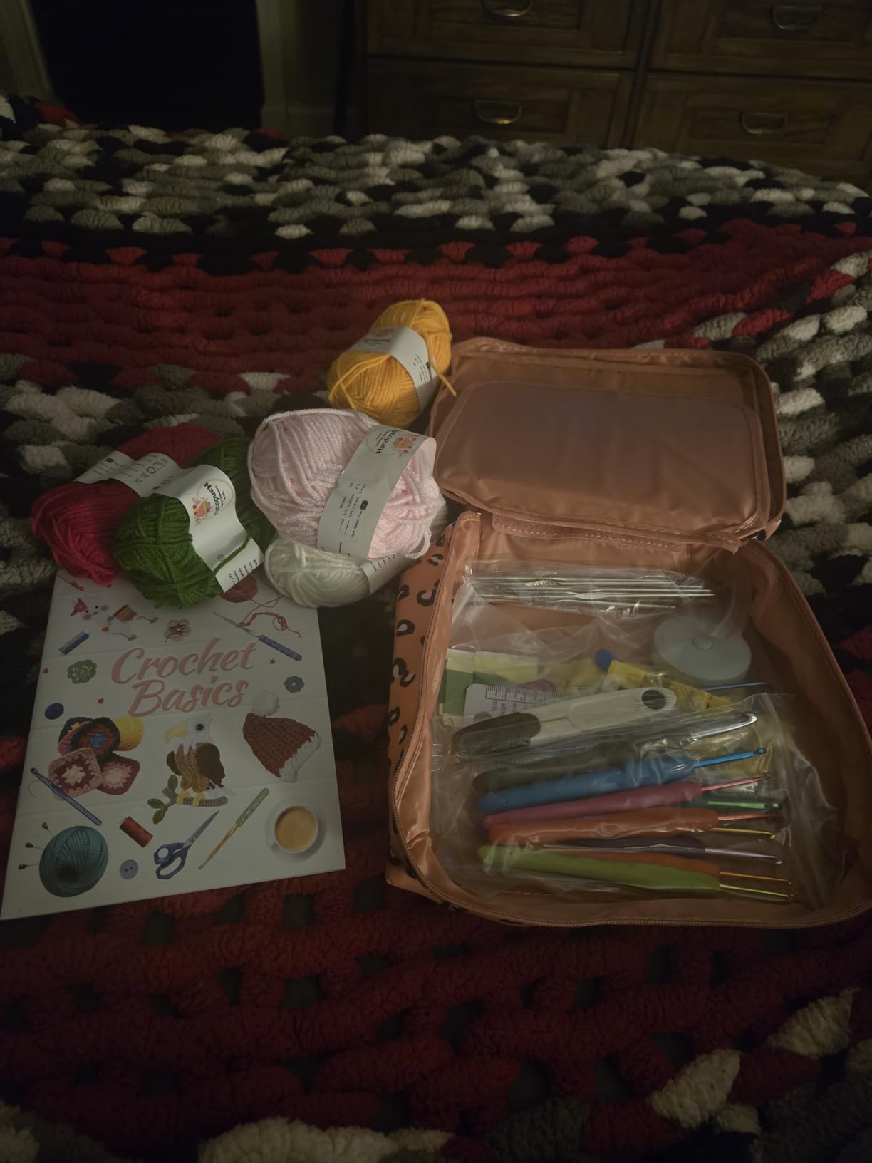 Coopay Crochet Kit for Beginners Adults Kids w/Step-by-Step Instructions | Complete Beginner Crochet Kit with Ergonomic Crochet Hooks Set, Upgrade Yarn and Portable Storage Case-2026 Ideal Gift customer photo 2