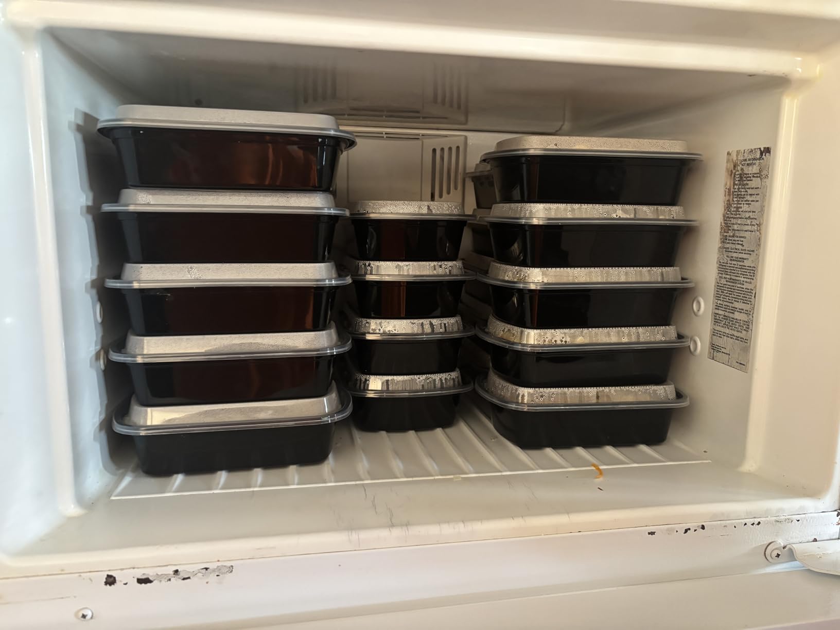 Kitch'nMore 38oz Meal Prep Containers, Extra Large & Thick Food Storage Containers with Lids, Reusable Plastic, Disposable Bento Box, Stackable, Microwave/Freezer/Dishwasher Safe, BPA Free (30Pack) customer photo 2
