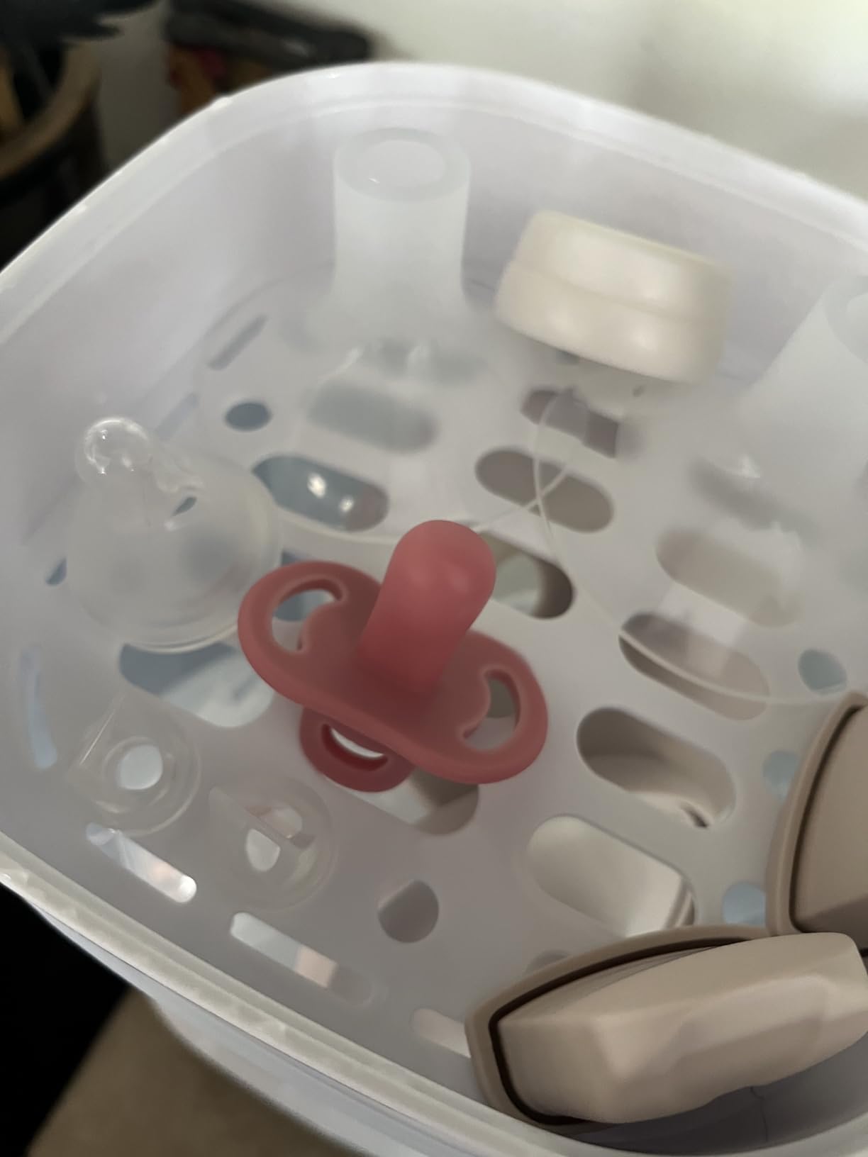 Grownsy Compact Baby Bottle Sterilizer and Dryer with Fast Sanitization | Time Saving, Holds 5 Bottles & Pump Parts, 3 Modular Modes, Easy Operation, Sterile Storage for Home & Travel Use, Grey customer photo 1