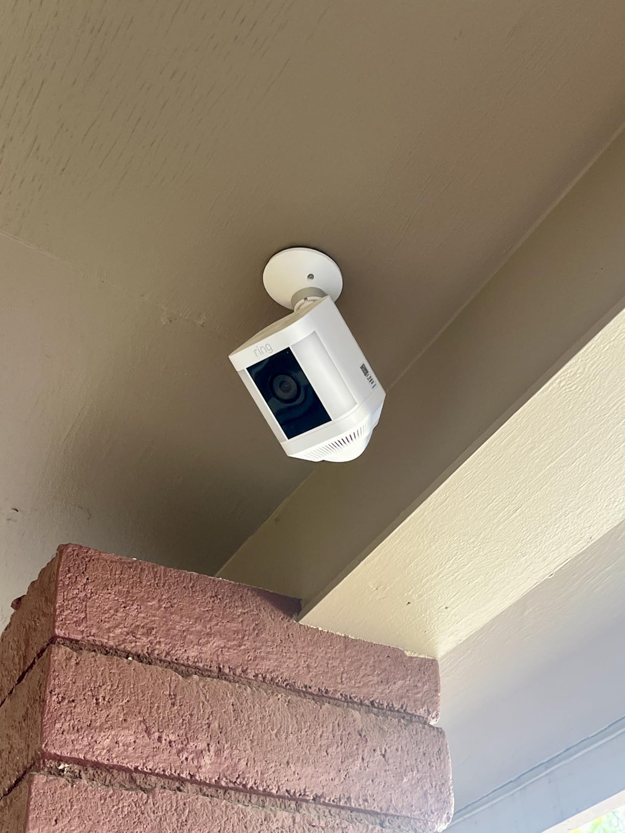 Ring Spotlight Cam Plus, Battery, Home or business security with HD video, Two-Way Talk, Color Night Vision, and Security Siren, White customer photo 1
