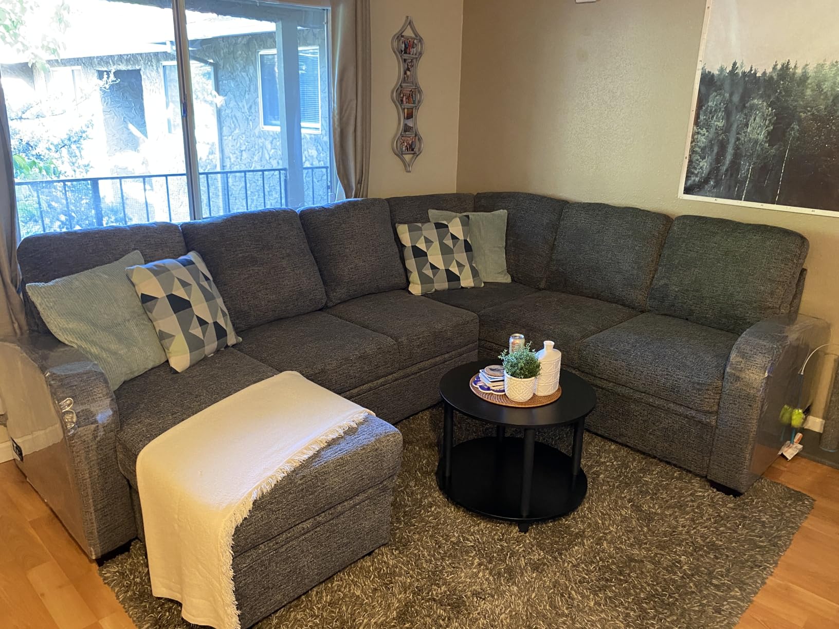 Small Round Coffee Table for Small Space, 23.5