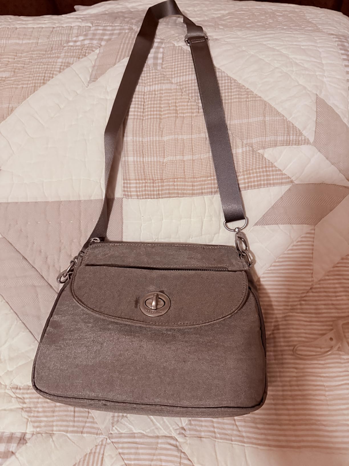 Baggallini Calais Crossbody Bags for Women 10x7 Lightweight Water-Resistant Travel Purse, RFID & Interior Organization customer photo 1