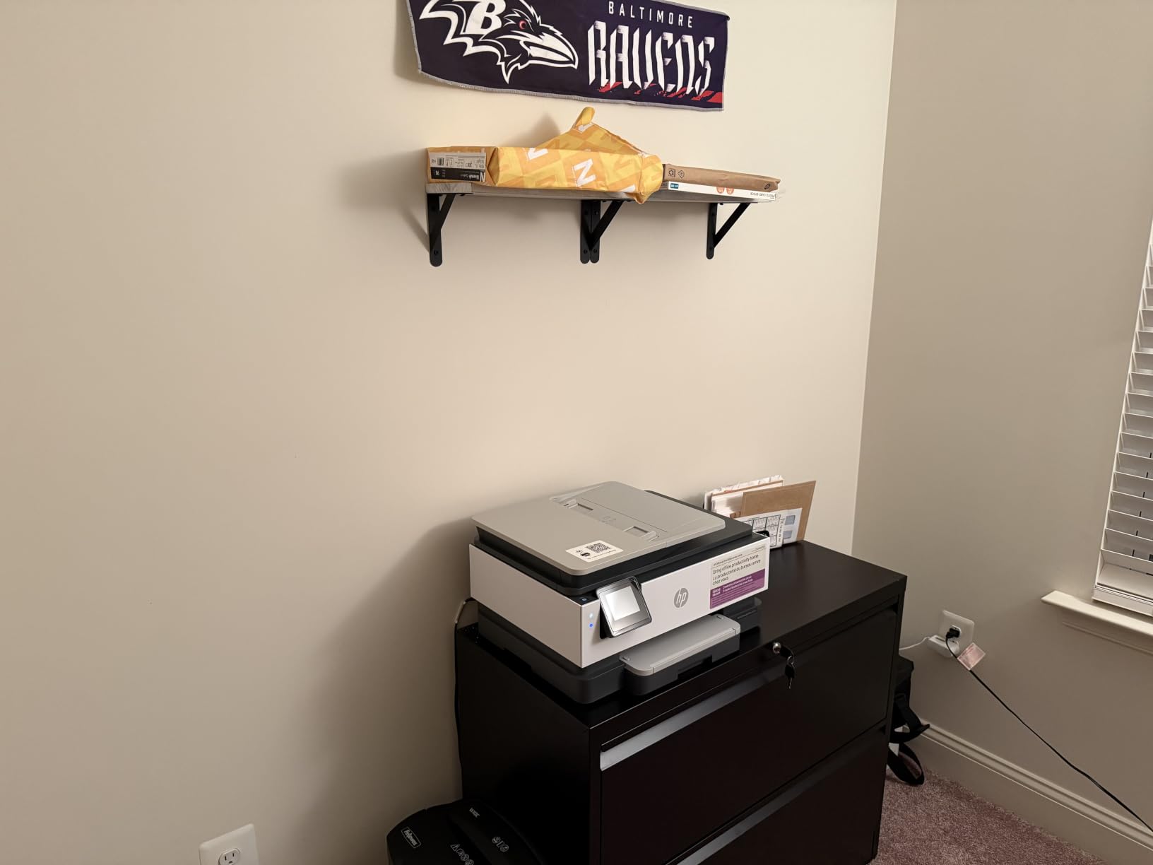YGEOMER 4 Different Sizes Floating Shelves for Wall Decor, Dark Carbonized | Rustic wood shelves in mixed sizes for flexible combined storage. Fits bathroom, kitchen, living room, bedroom and office. customer photo 2