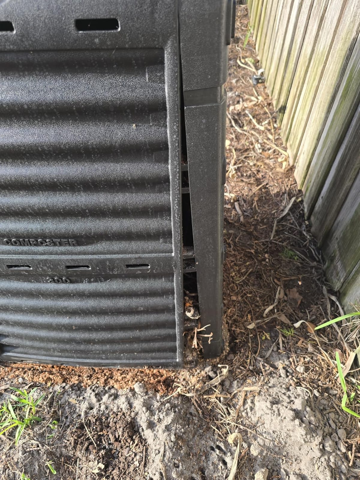 Goplus Compost Bin, 80 Gallon (300 L) Large Outdoor Composting Box customer photo 1