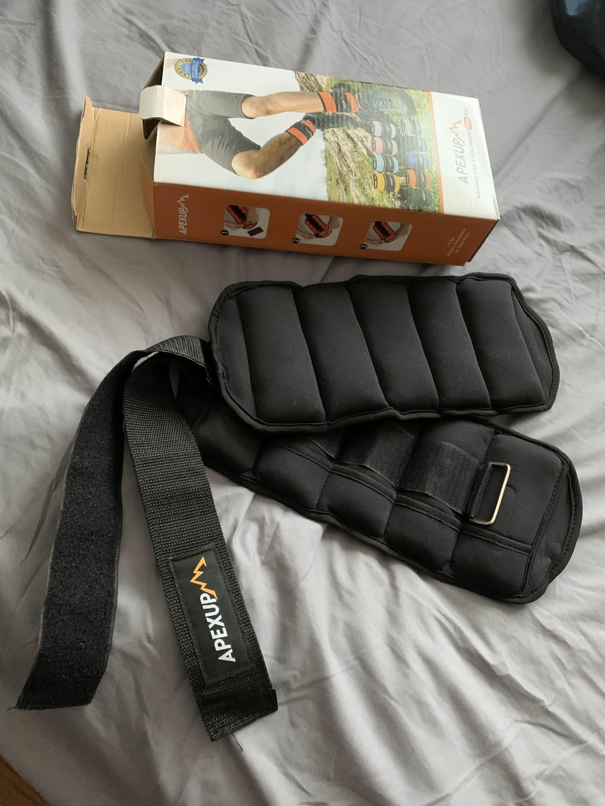 APEXUP Adjustable Ankle Weights for Women and Men, Modularized Leg Weight Straps for Yoga, Walking, Running, Aerobics, Gym, Physical Therapy customer photo 1