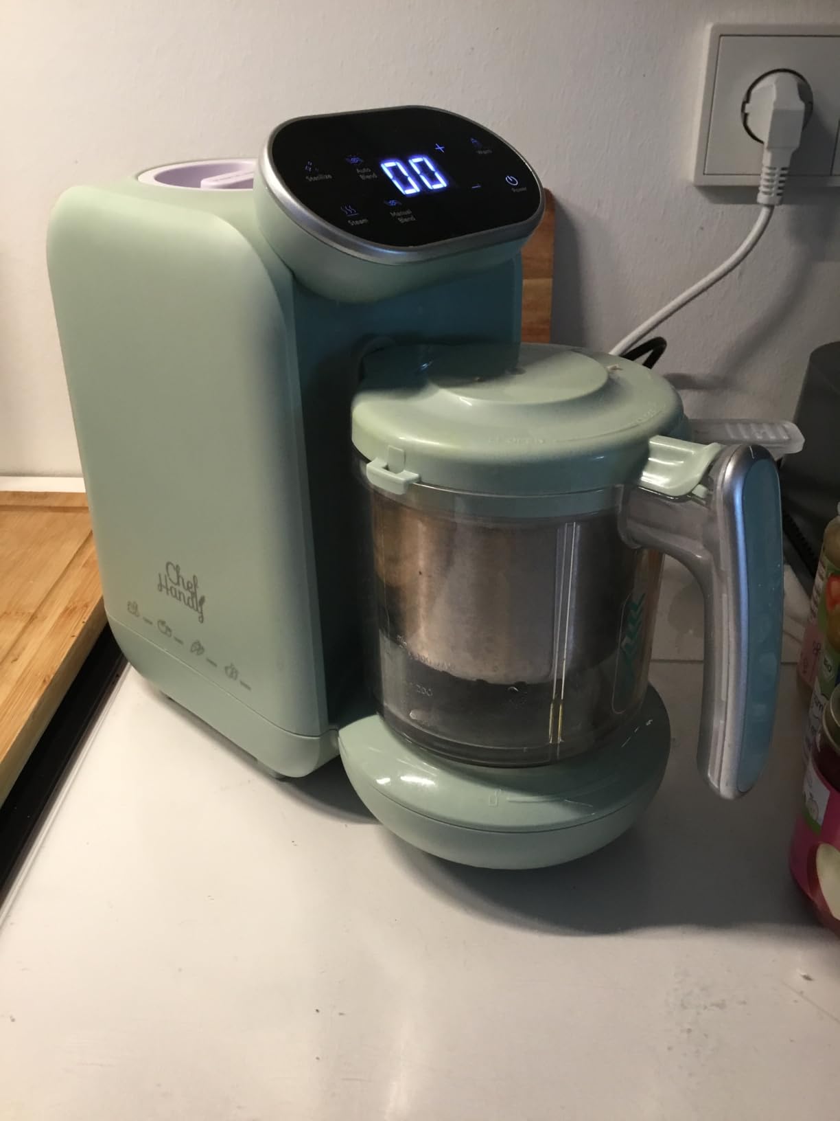 Chefhandy 5-in-1 Baby Food Maker with Stainless Steel Steam Basket, Green | One-step baby food processor with BPA-free food-contact parts, 6 reusable pouches, and recipe guide for homemade baby meals. customer photo 2