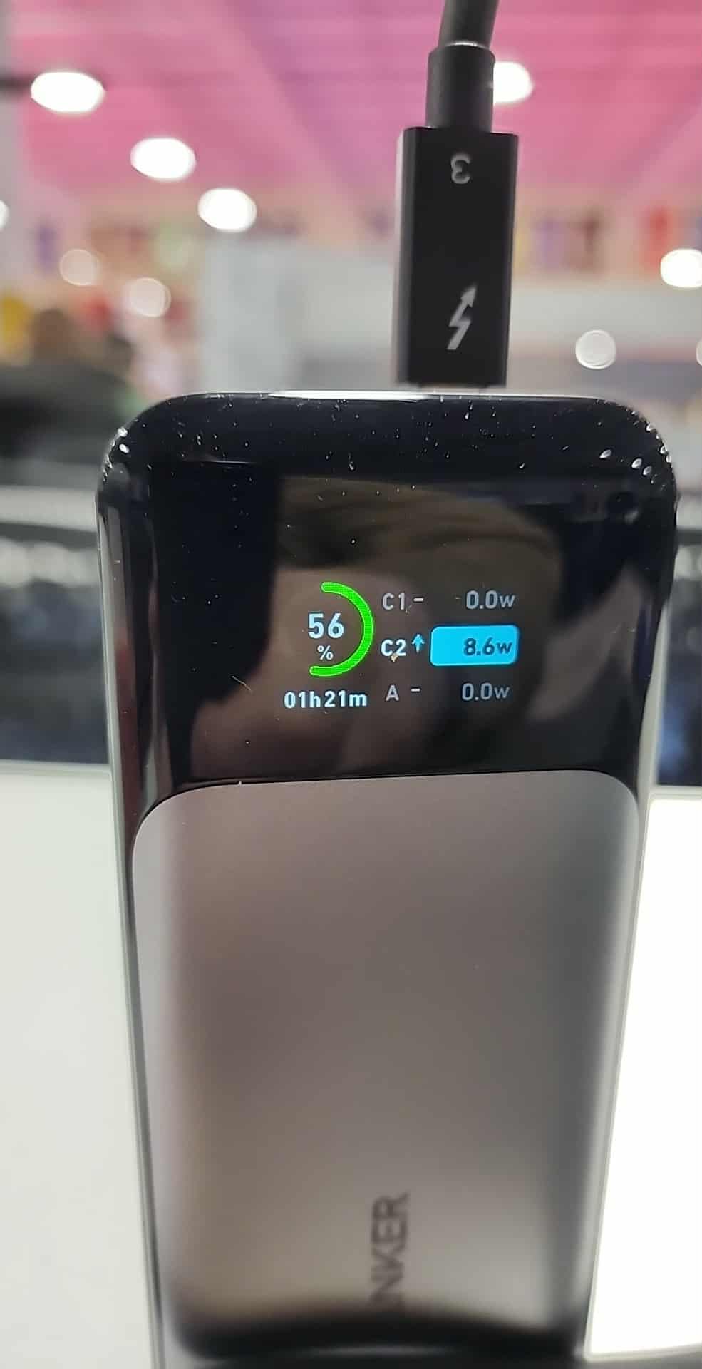 Anker 737 Power Bank, 140W 24,000mAh 3-Port Laptop Charger, Smart Display | Fast Multi-Device Charging, for iPhone 16 / 15 / 14 Series, Vision Pro, Samsung, MacBook, and More customer photo 2