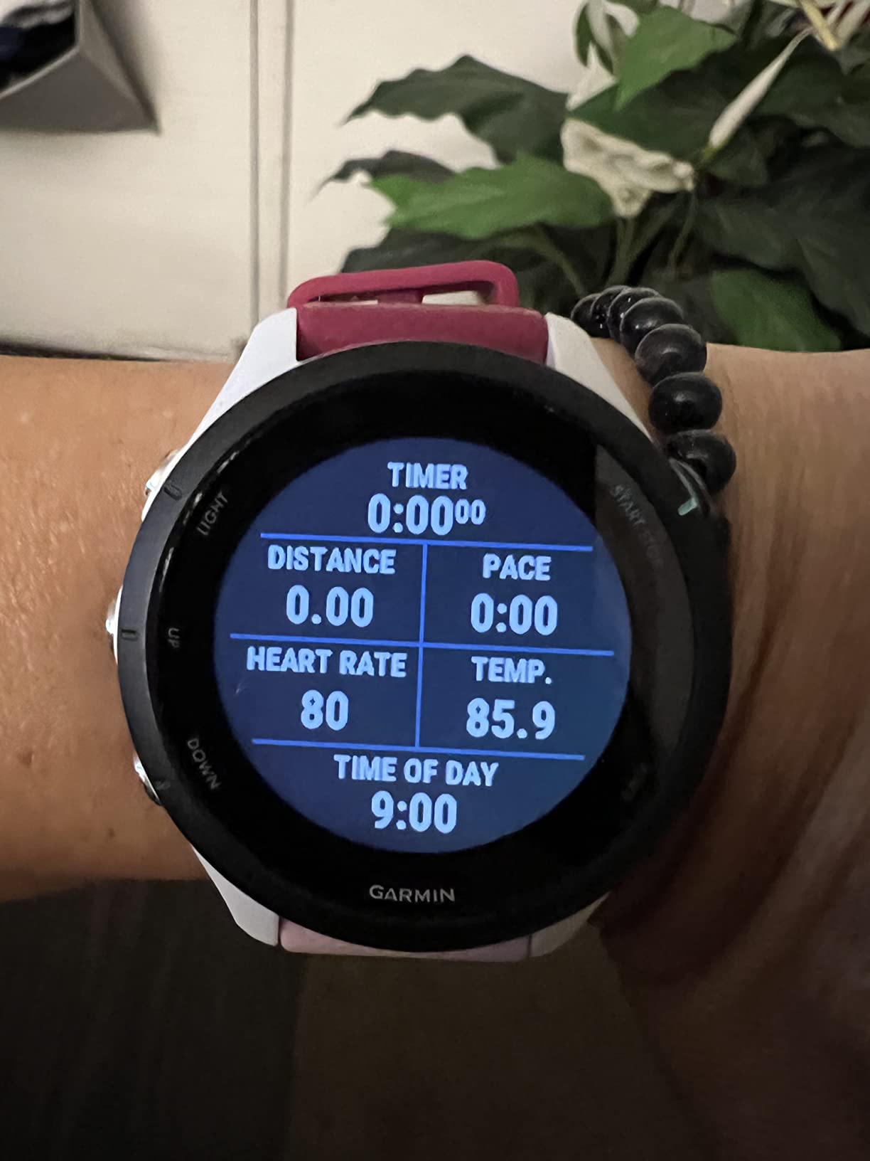 Garmin Forerunner 255 Music, GPS Running Smartwatch, 46mm, White | Music On Your Wrist, Lightweight, Training Readiness, Wrist-Based Running Dynamics & Power, HRV Status, Garmin Coach customer photo 1