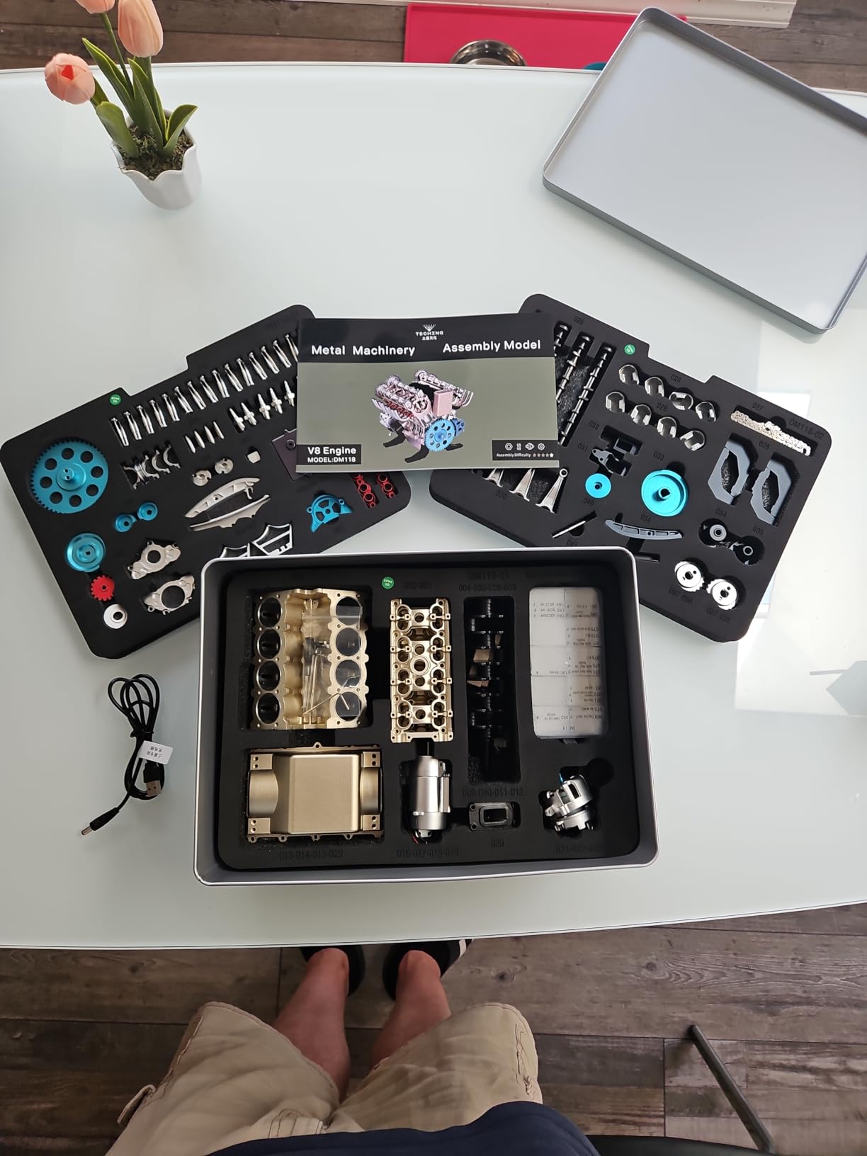 TECHING Metal V8 Engine Model Kit that Works | Exposed DOHC Valvetrain, Dual Timing Chains, Moving Pistons and Crankshaft, Anodized Metal Parts, Home or Office Display customer photo 1