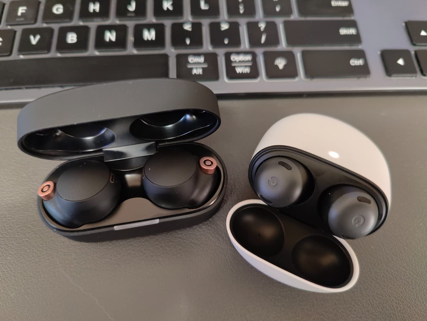 Google Pixel Buds Pro - Noise Canceling Earbuds - Up to 31 Hour Battery Life with Charging Case - Bluetooth Headphones - Compatible with Android - Charcoal customer photo 1