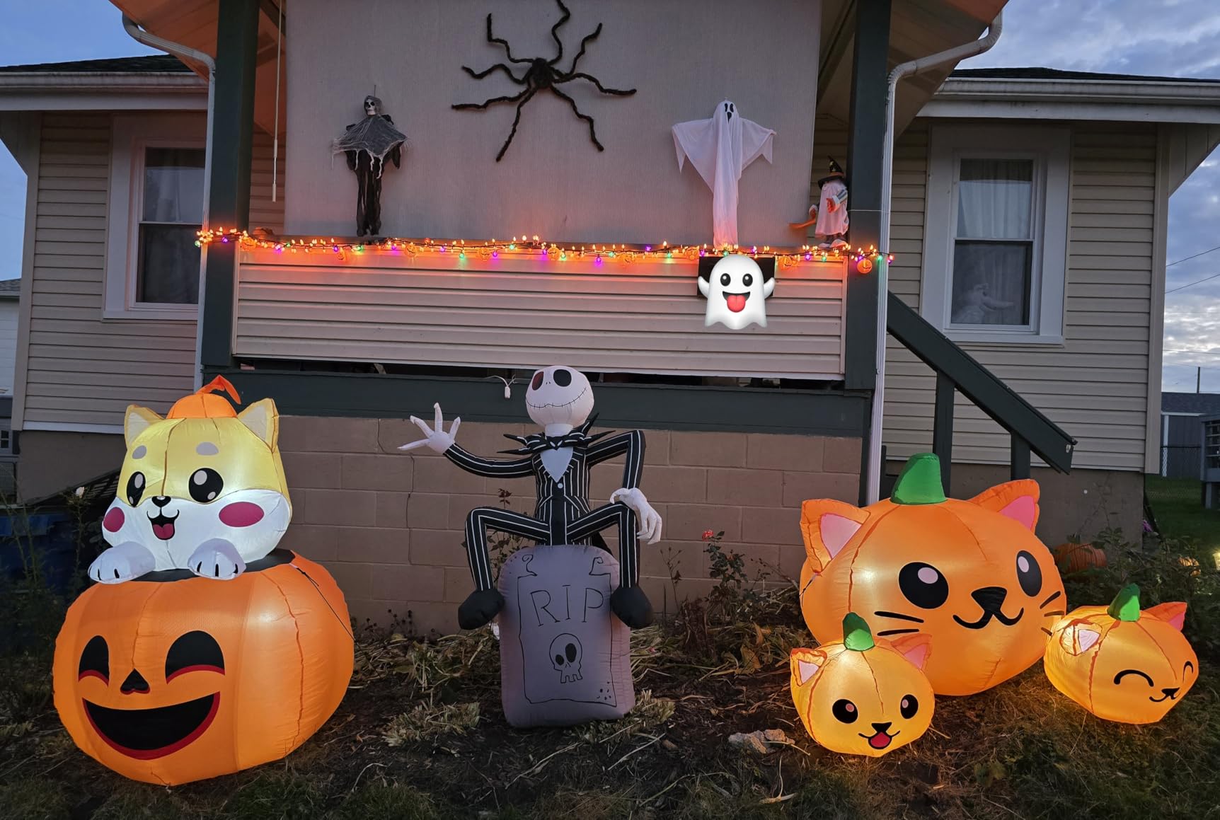 COMIN Halloween Inflatable 5FT Long Three Pumpkin Cat Head Combo with Built-in LEDs, Blow Up Yard Decoration for Holiday Party Indoor, Outdoor, Yard, Garden, Lawn customer photo 1