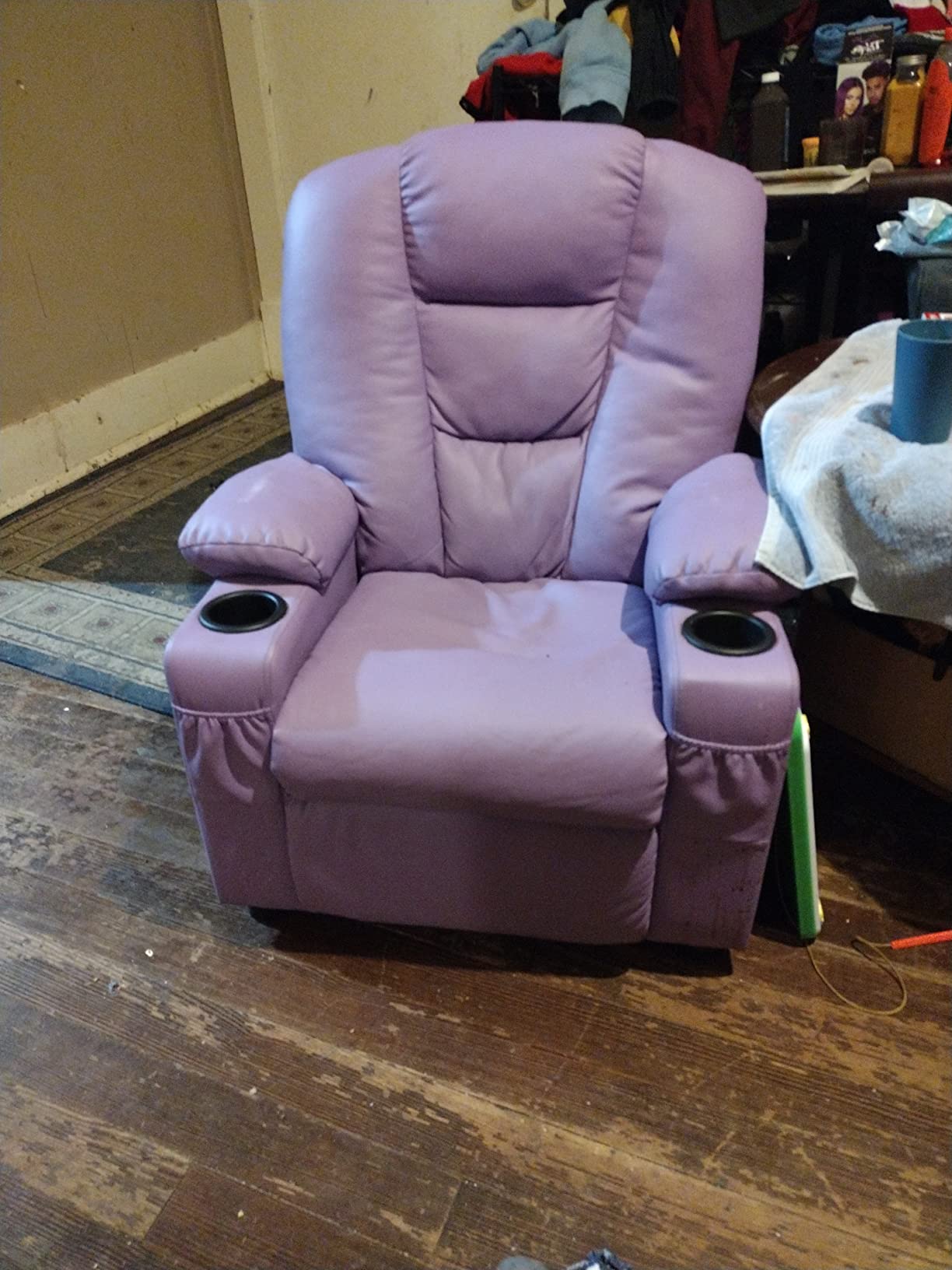 MCombo Big Kids Recliner for Ages 3+, Child Reclining Chair, Toddlers Recliner Sofa with Cup Holders, Faux Leather, 7322(Cream White) customer photo 2