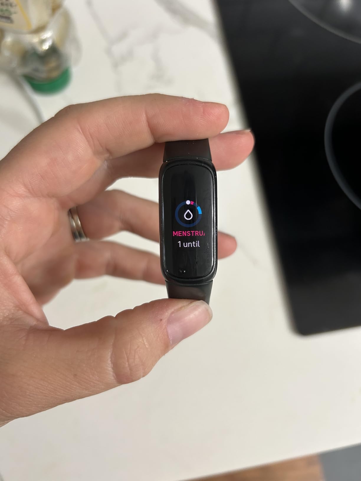 Fitbit Inspire 3 Fitness Tracker, Midnight Zen/Black customer photo 1