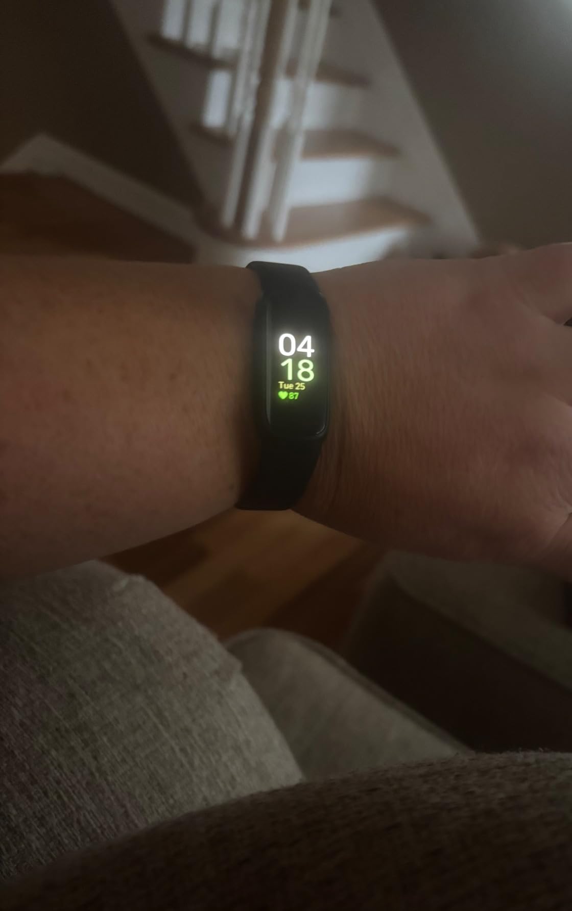 Fitbit Inspire 3 Fitness Tracker, Midnight Zen/Black customer photo 2