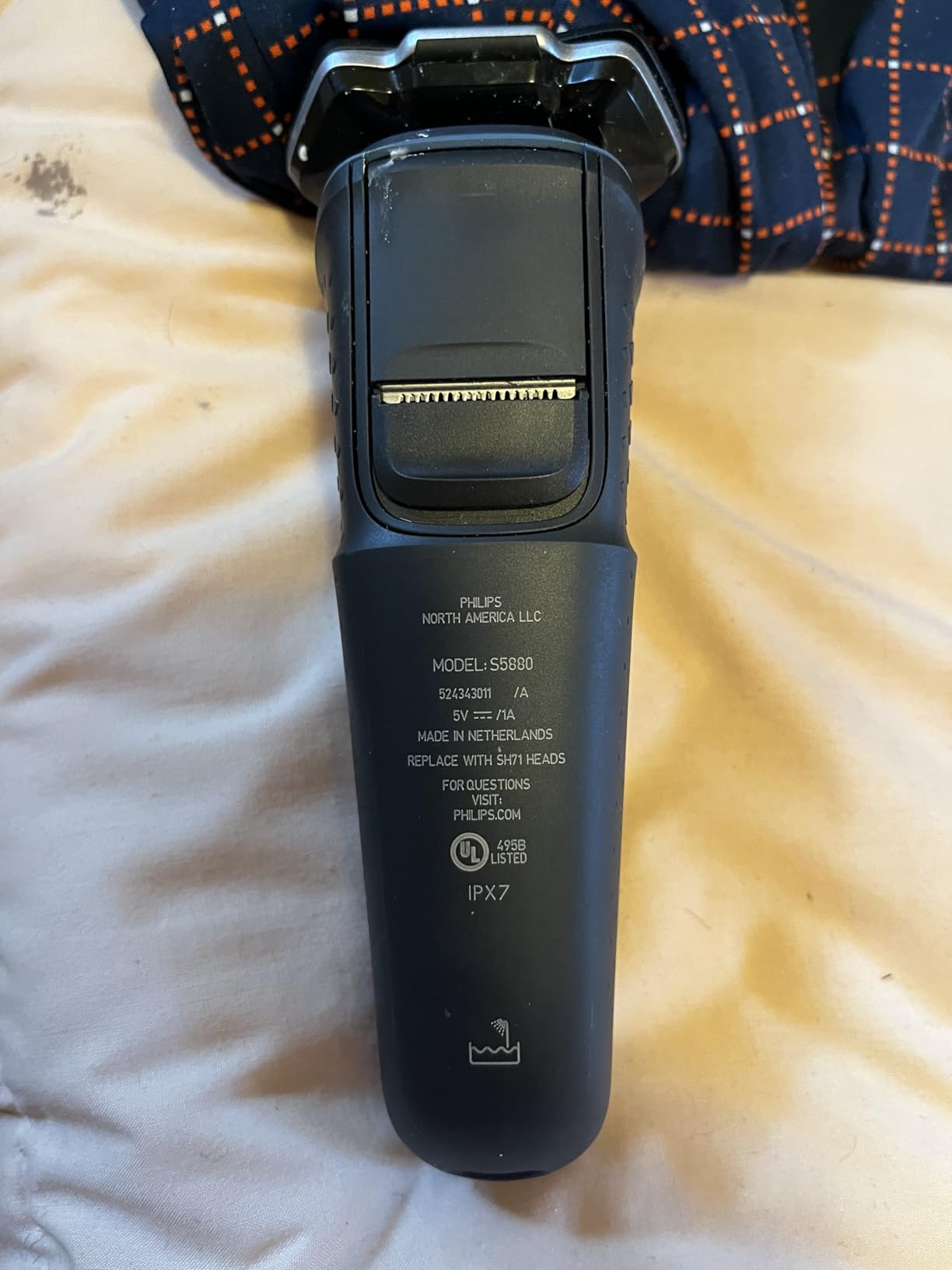 Philips Norelco 5400 Electric Shaver, Storm Blue | 45 Self Sharpening SteelPrecision Blades, 360° Flexible Heads, SenseIQ Technology, LED Display, Pop-up Trimmer, S5880/81 customer photo 1