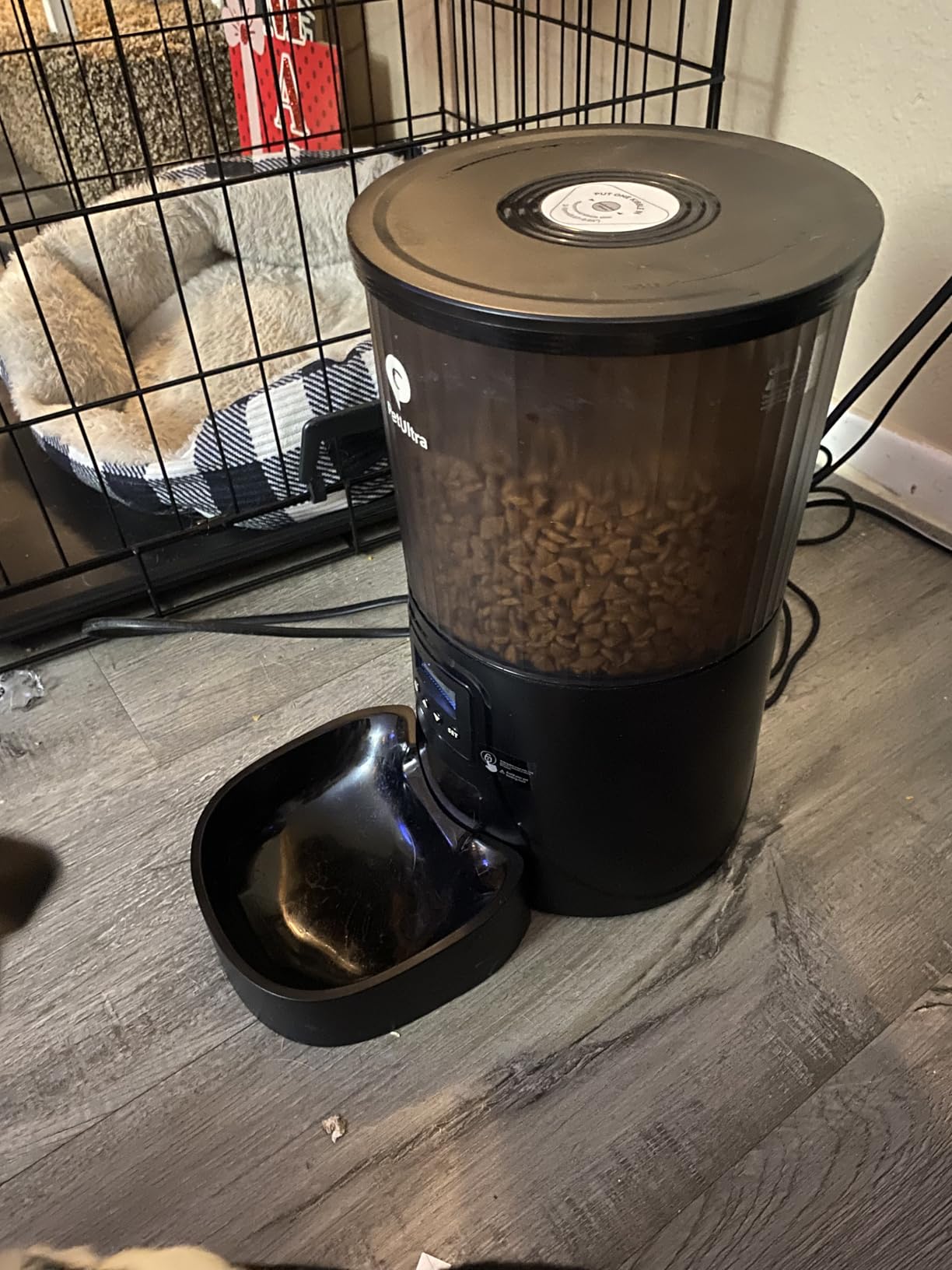 PETULTRA Automatic Cat Feeder: 4L Timed Cats Food Dispenser Programmable | Easy to Set, Dual Power, Precise Portion, Auto Pet Feeder with Desiccant Bag, Detachable Washable for Cats and Small Dog customer photo 2