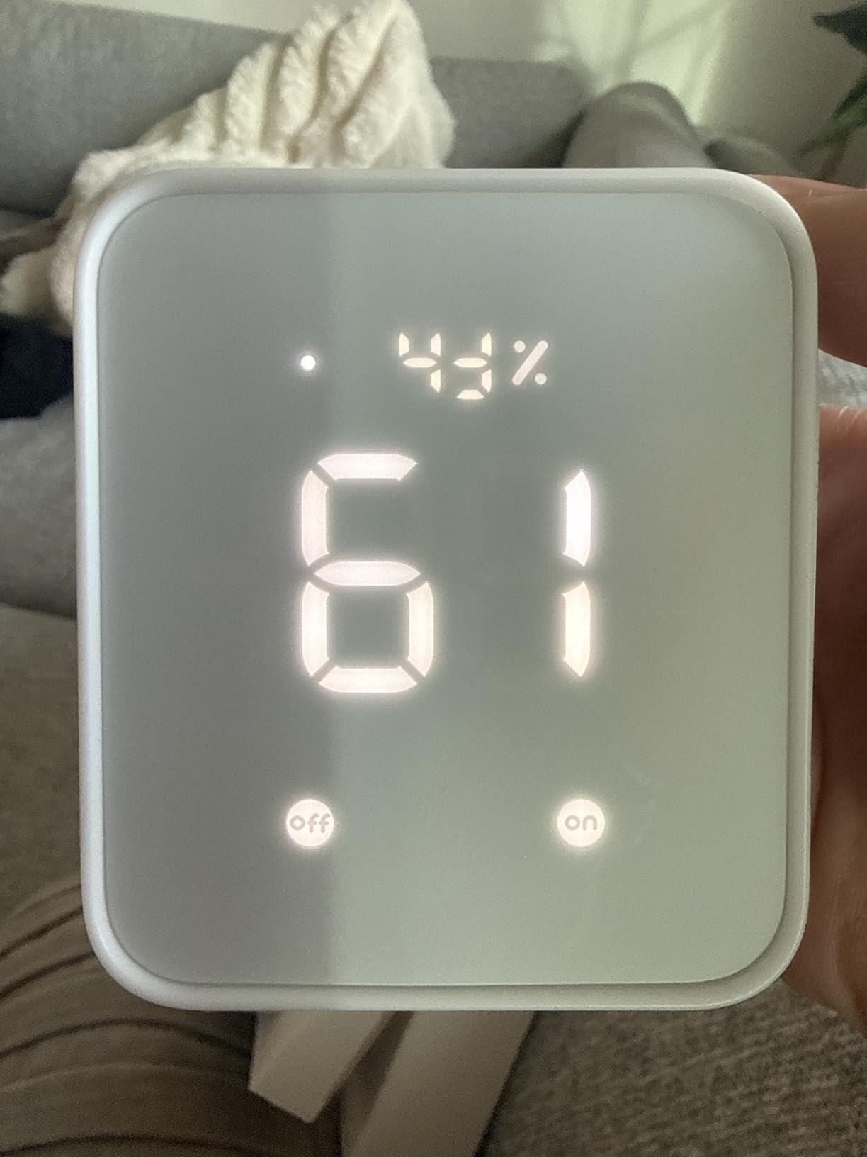 SwitchBot Hub 2 (2nd Gen), Work as a WiFi Thermometer Hygrometer, IR Remote Control, Smart Remote and Light Sensor, Link SwitchBot to Wi-Fi (Support 2.4GHz), Alexa, Google Home, Apple Home Compatible customer photo 1