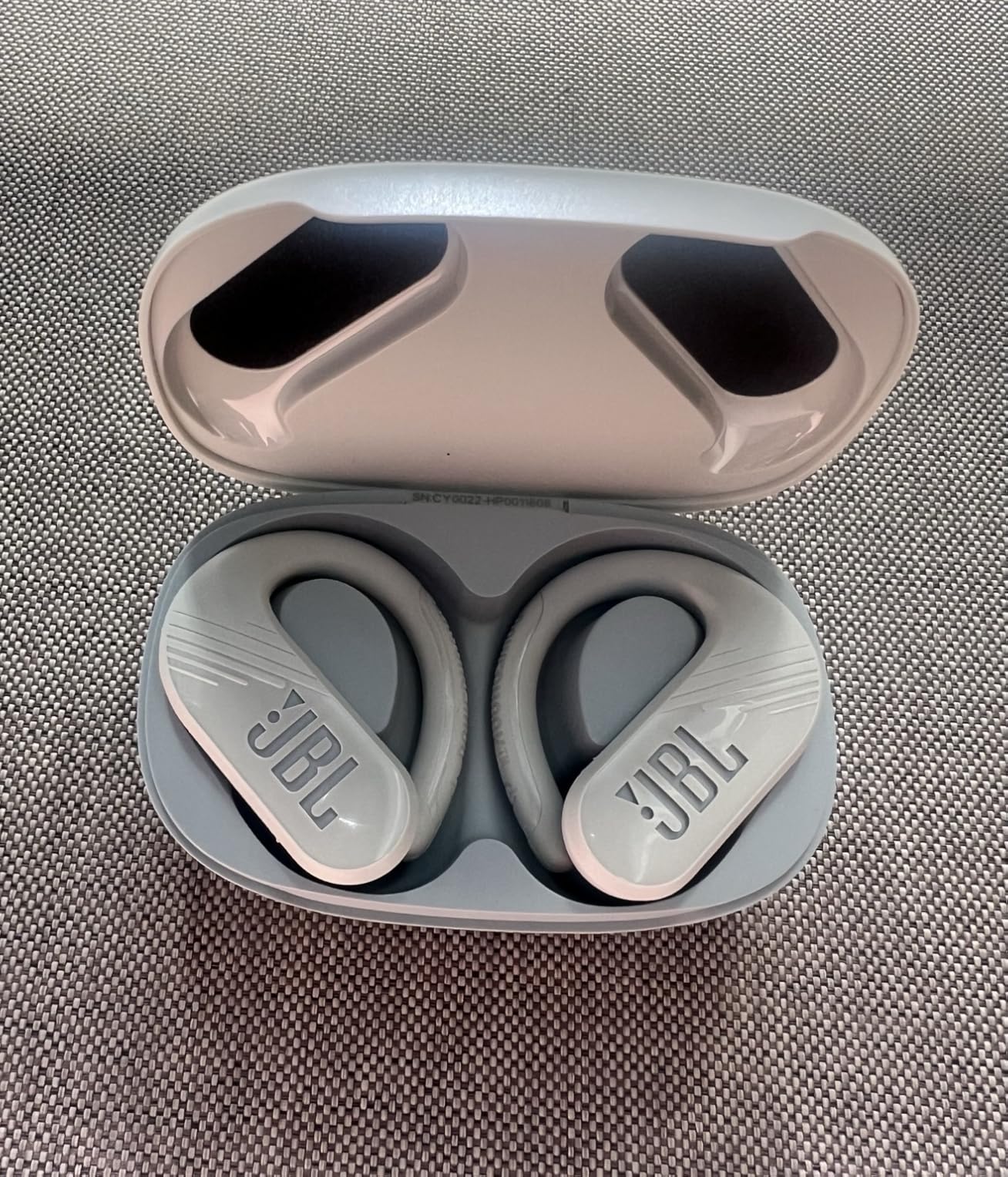 JBL Endurance Peak 3 - Dust and Water Proof (IP68) True Wireless Active Earbuds, JBL Pure Bass Sound, Up to 50 Total Hours of Playback with Speed Charge, Ambient Aware & Talk Thru (White) customer photo 2