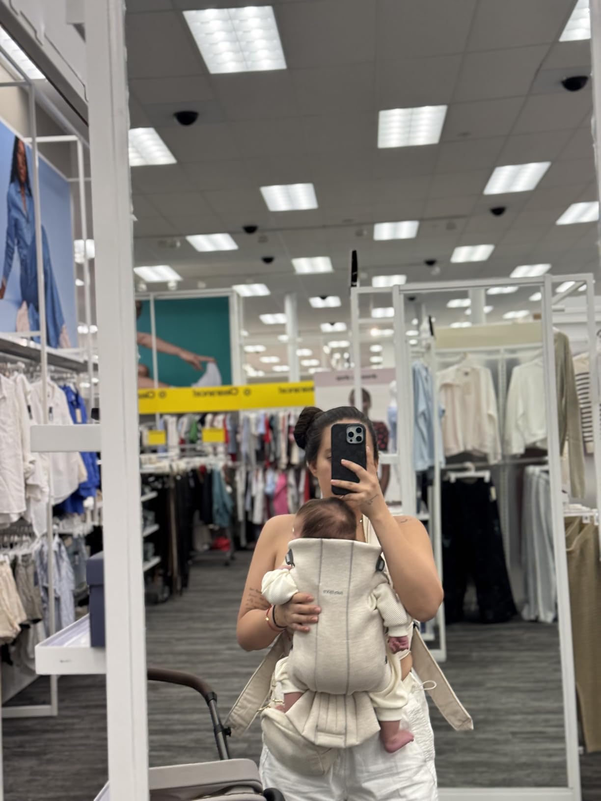 BabyBjorn Baby Carrier Mini, Light Beige, 3D Jersey | Infant Carrier (7-24 lbs), Ergonomic, Easy-to-Use customer photo 2