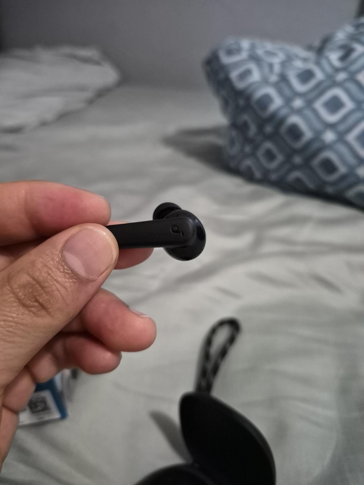 Soundcore by Anker P20i True Wireless Earbuds, with Big Bass, 30H Playtime | Bluetooth 5.3, Water-Resistant, 2 Mics for AI Clear Calls, 22 Preset EQs, Customization via App customer photo 1