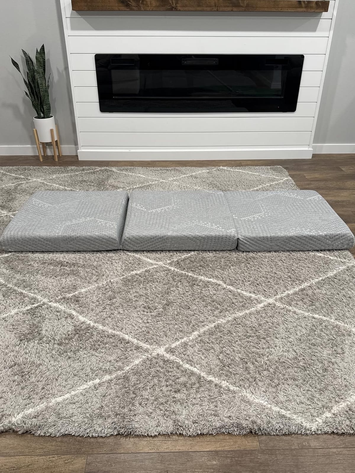 MLILY Twin Trifold Mattress, 4 Inch Foldable Gel Memory Foam Mattress | Portable 75