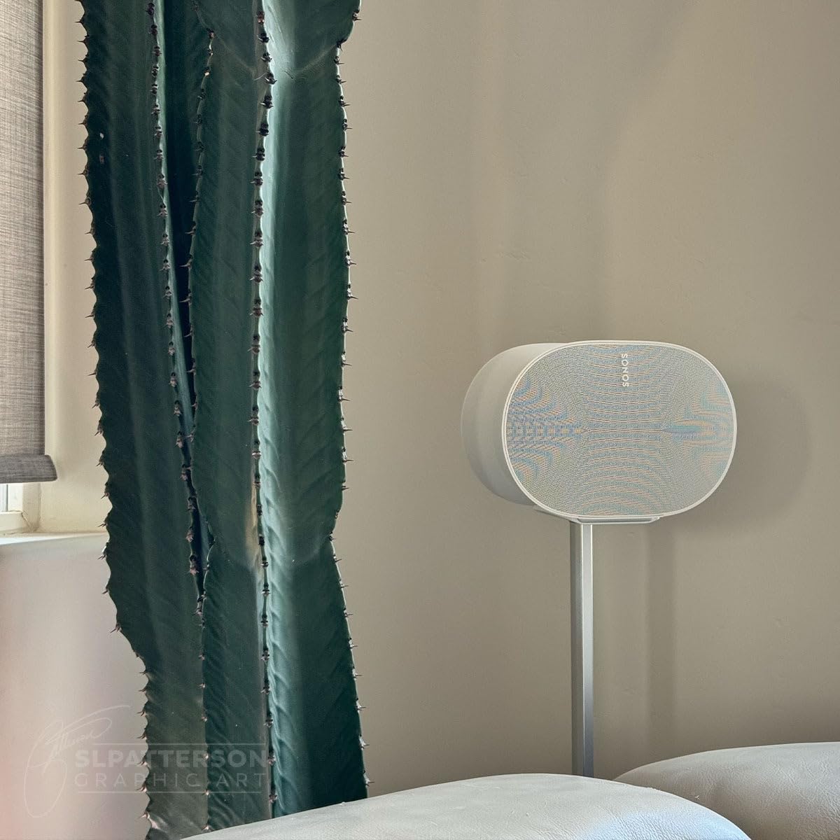Sonos Era 300 Wireless Smart Speaker with Dolby Atmos - Black | 6-Driver Design | Bluetooth | WiFi | Trueplay Tuning | Stereo Pairing | Alexa | Works as Surround with Sonos Soundbars customer photo 1