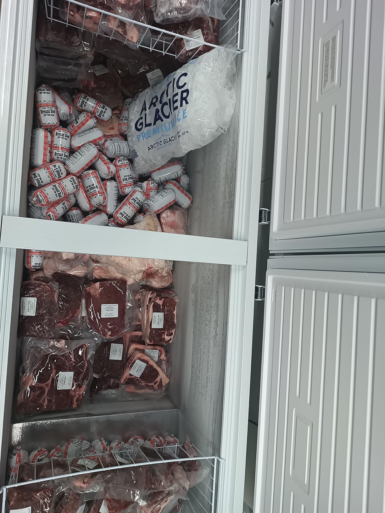14 cu ft Chest Freezer - White, Large Storage for Families, Space-Saving Flat Back, Front Drain, Garage Ready - By Hamilton Beach customer photo 1
