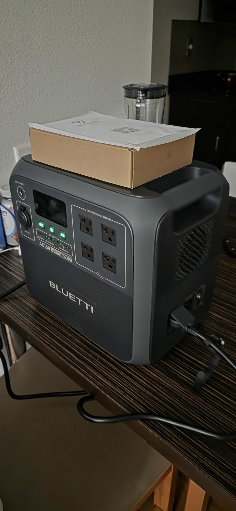BLUETTI AC180 Portable Power Station 1152Wh 1800W LiFePO4 Solar Generator | Battery Backup w/ 4 1800W (2700W Peak) AC Outlets, 0-80% in 45Min, Fast Charge LFP Power For Camping, Off-grid, Power Outage customer photo 1