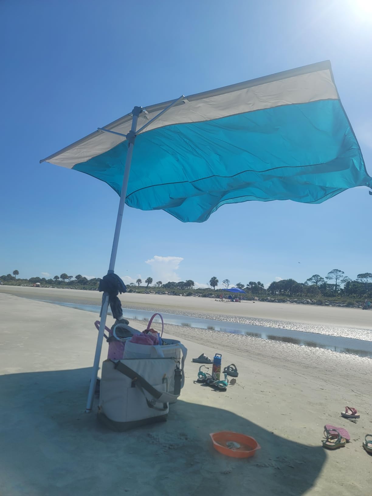 Solbello Shade - The Ultimate Wind-Driven Beach Umbrella, Effortless to Set Up, Lightweight, Won't Blow down the Beach, UPF 50+ Sun Protection customer photo 2