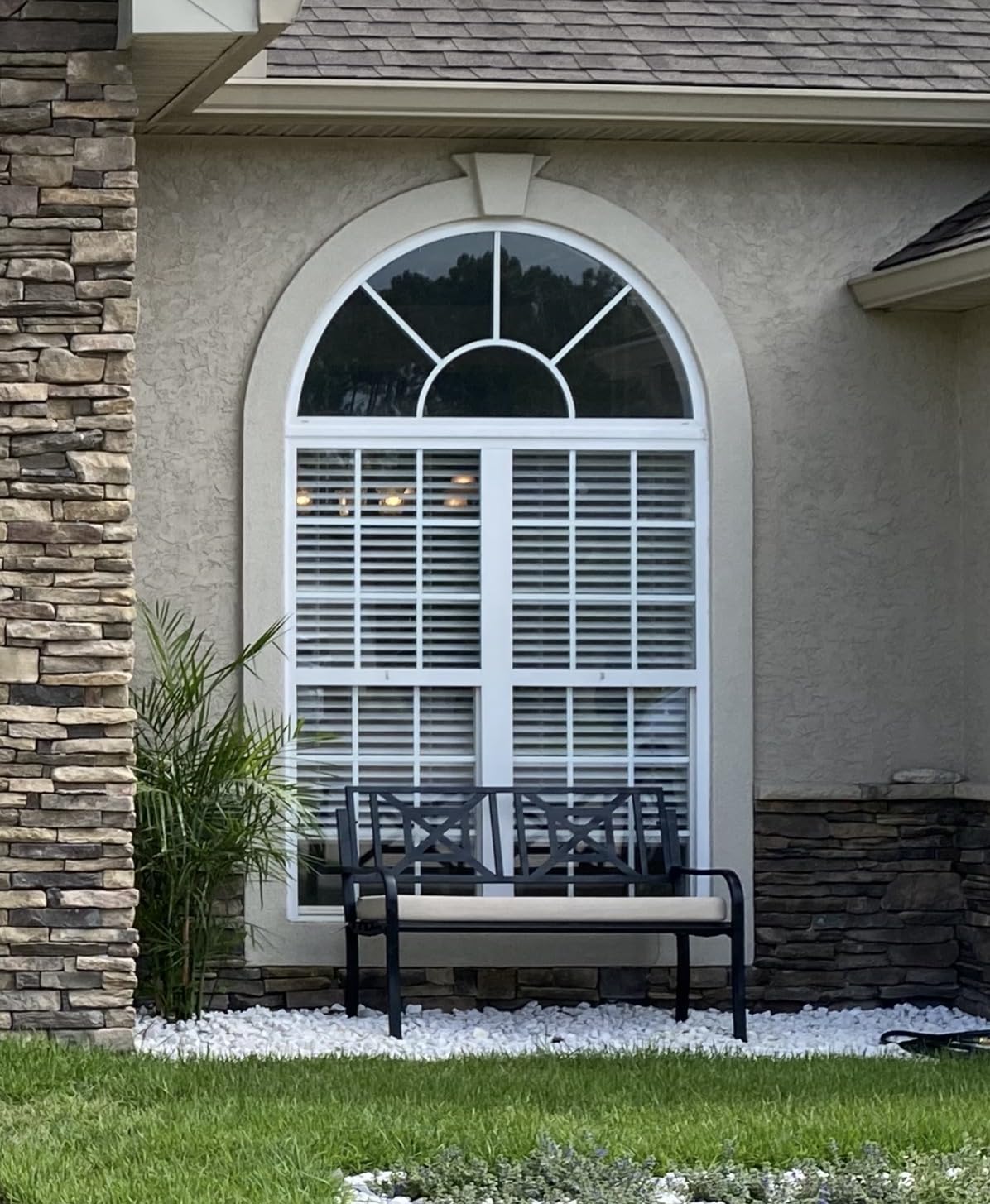 Outdoor Bench Garden Bench, Weatherproof Anti-Rust Heavy-Duty Outside Benches Clearance, Wrought Iron Metal Bench for Front Porch, Patio, Park customer photo 2