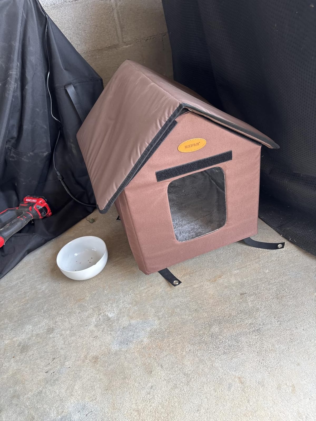 Heated Cat Houses for Outdoor Cats - Elevated Weatherproof Insulated Heated Outdoor Cat House for Winter - Feral Cat Shelter for Outside Cats - Outdoor Heated Cat House (Green) customer photo 1