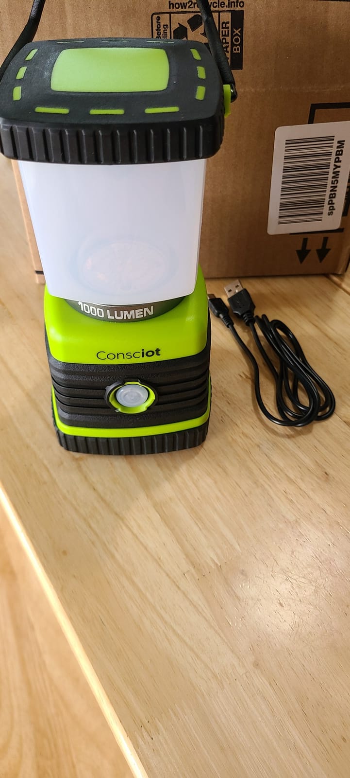 Consciot 1000LM LED Camping Lantern Rechargeable, 4 Light Modes, Dimmable customer photo 1