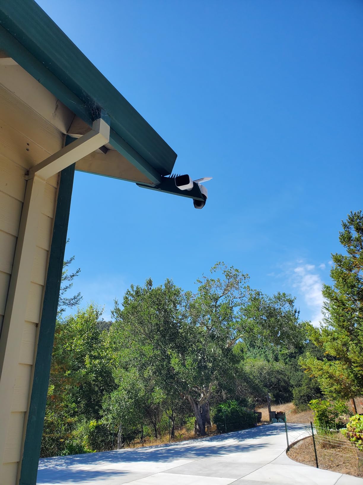 eufy SoloCam S340, 3K Dual-Lens Solar Security Camera | 360 Degree Coverage, Pan & Tilt, No Blind Spots, AI Detection & Tracking, Color Night Vision, No Monthly Fee, Built-in 8GB customer photo 2