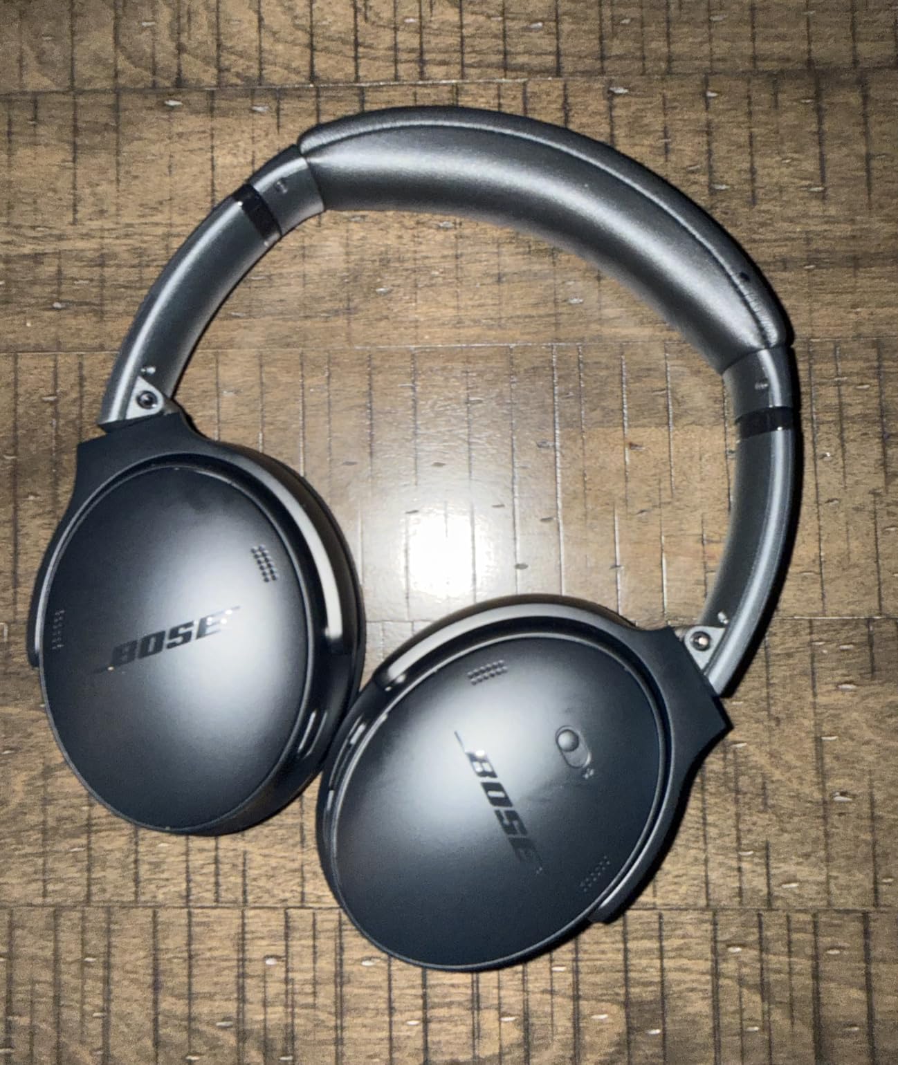 Bose QuietComfort Headphones - Wireless Bluetooth Headphones, Active Over Ear Noise Cancelling and Mic, USB-C Charging, Deep Bass, Up to 24 Hours of Playtime, White Smoke customer photo 2