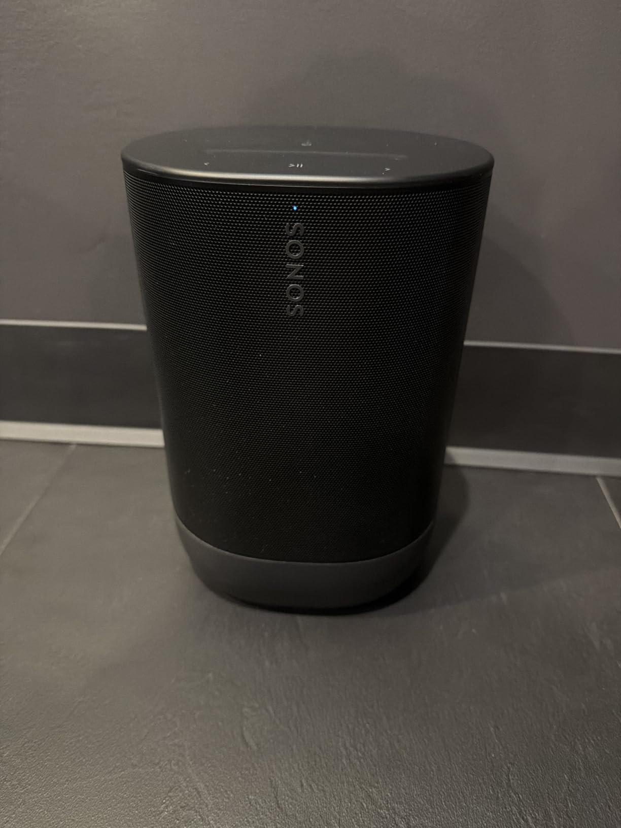 Sonos Move 2 - Black - Wireless Portable Bluetooth Speaker | 24-Hr Battery | IP56 Water & Dust Resistant | USB-C Charges Your Phone | WiFi | Trueplay | Deep, Dynamic Bass customer photo 2