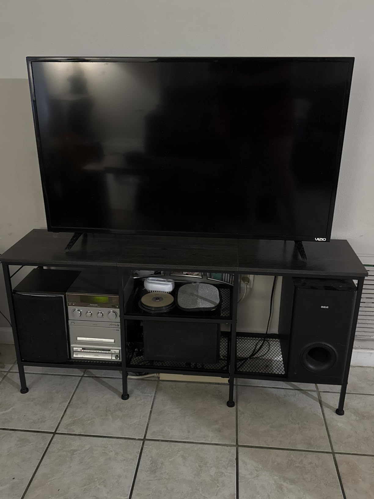Furologee TV Stand for TVs up to 55 Inch, Entertainment Center with Open Storage Shelves, Media Console Table with Soundbar Shelf for Living Room, Bedroom, Rustic Brown customer photo 1