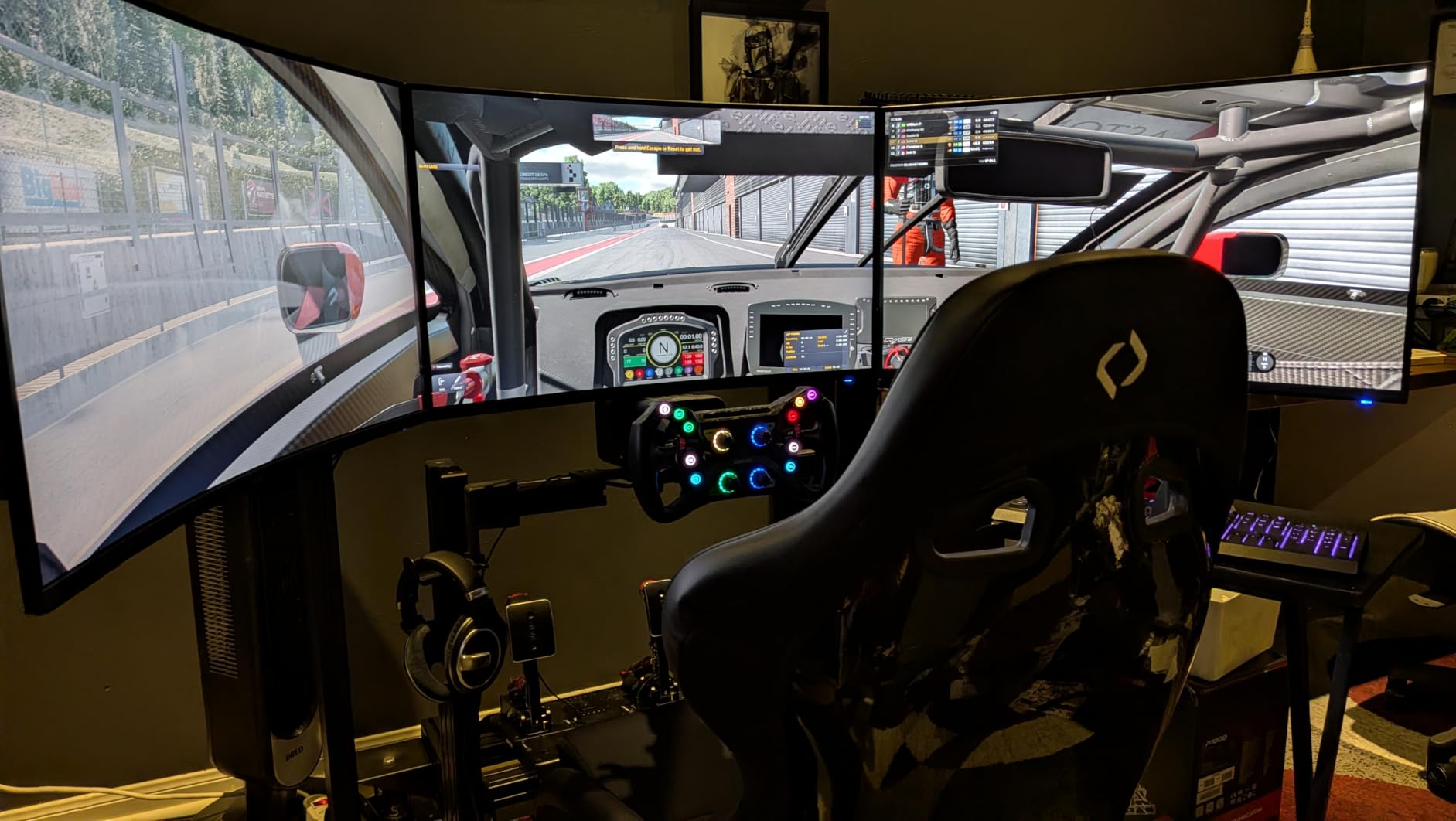 Acer Nitro 27in QHD 2560x1440 Curved 180Hz Gaming Monitor EDA270U Pbmiipx, 1ms, AMD FreeSync Premium, 2xHDMI, DisplayPort, 1500R Curve, Speaker, VESA Mountable, Bluelight Filter customer photo 1